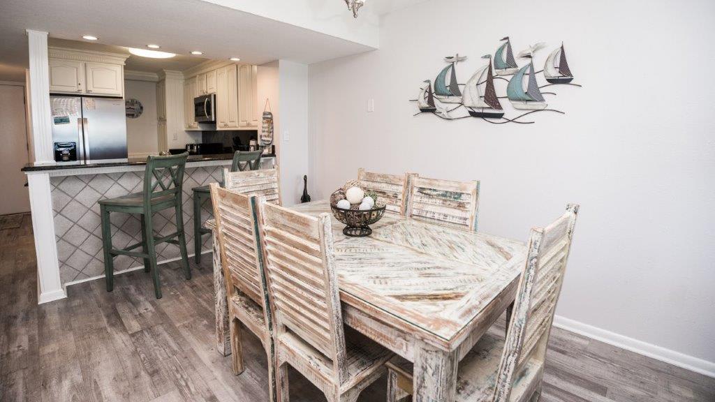 Dining with Seating for 6