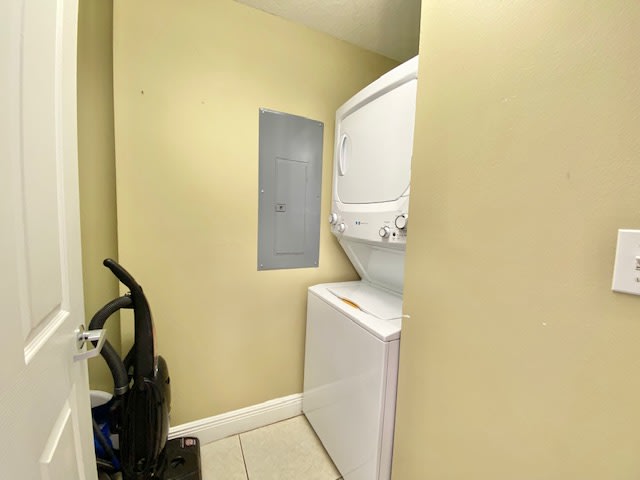Washer/dryer in unit!