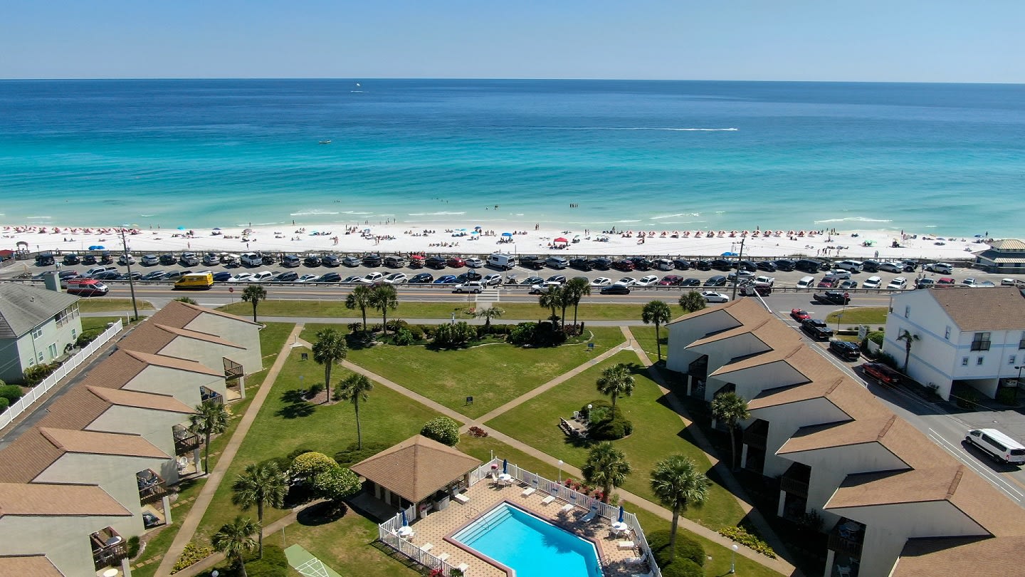 How close to the beach you ask?  An easy 2 minute walk!