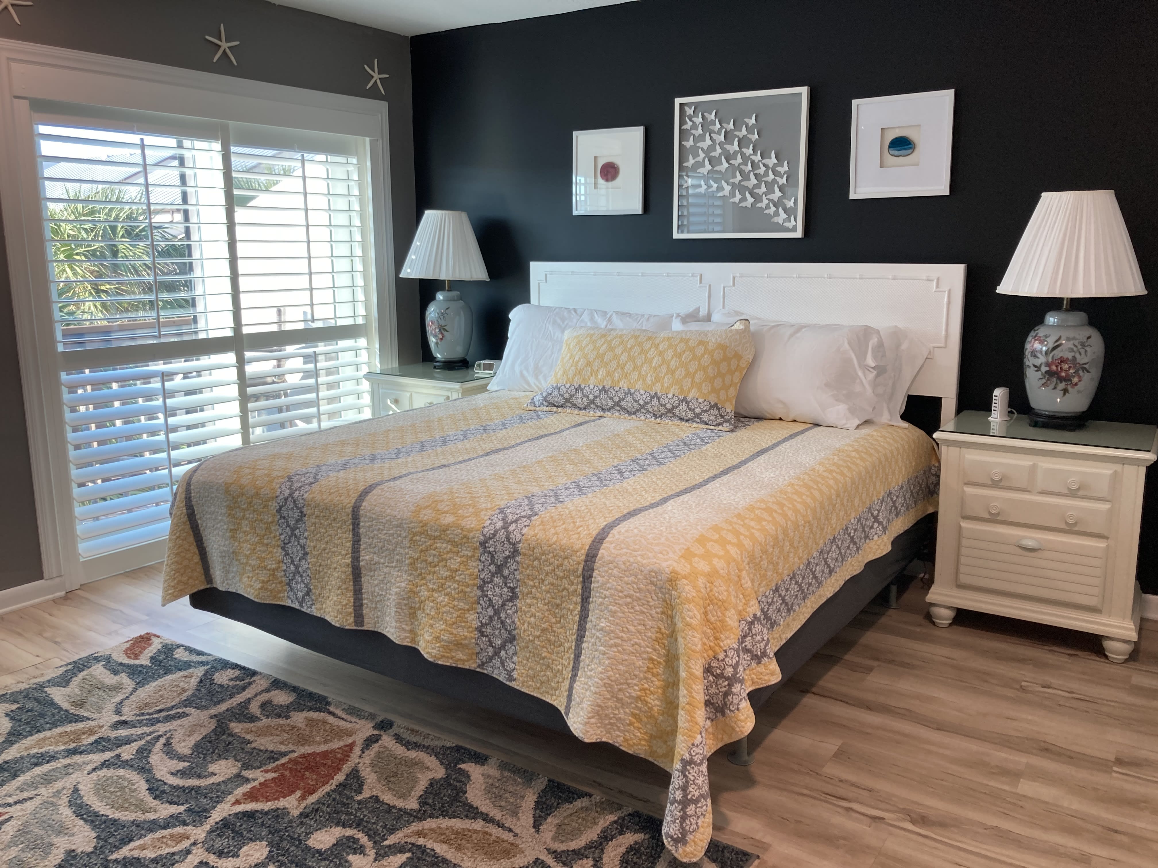 3rd floor bedroom with king size bed