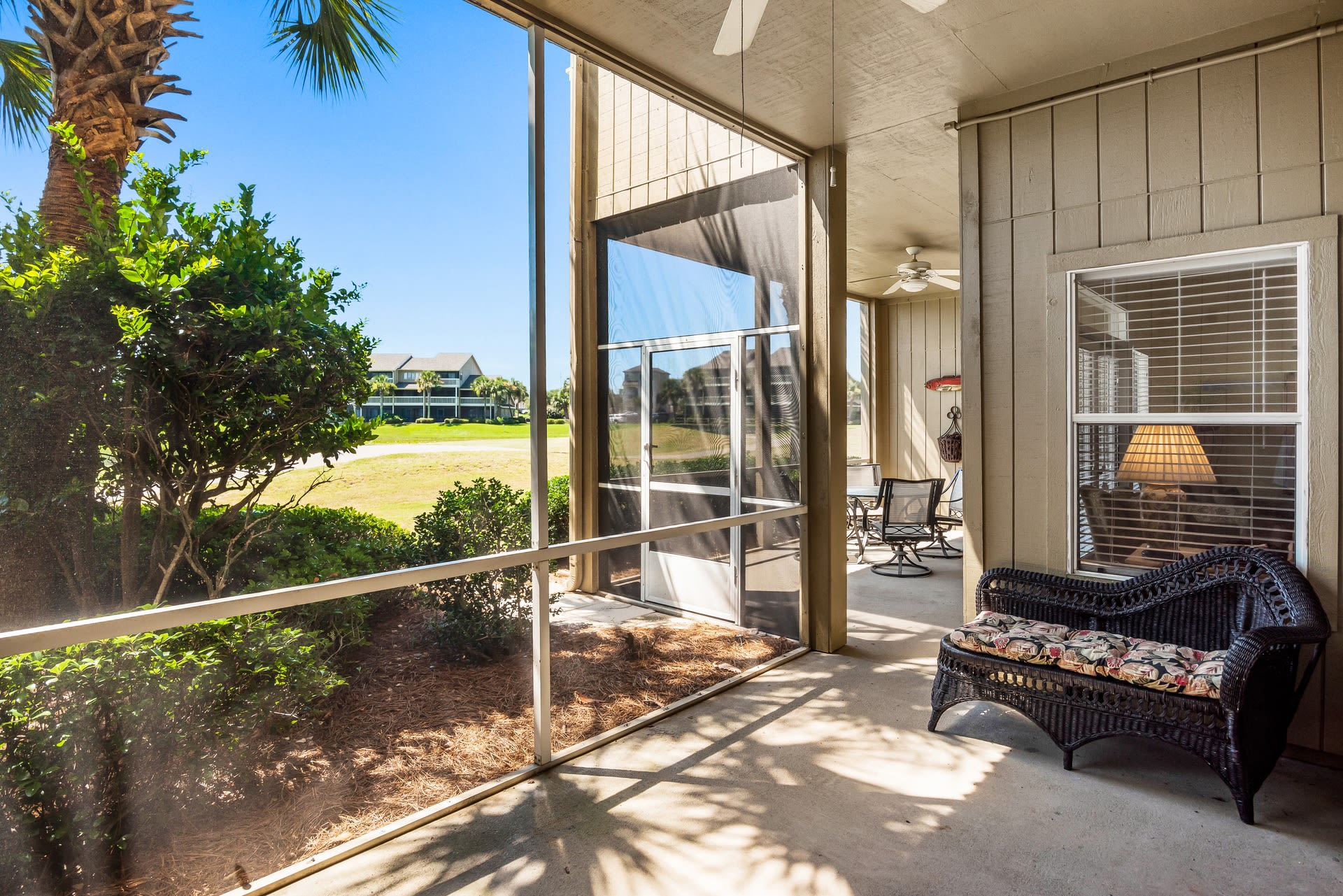 Additional patio off MBR