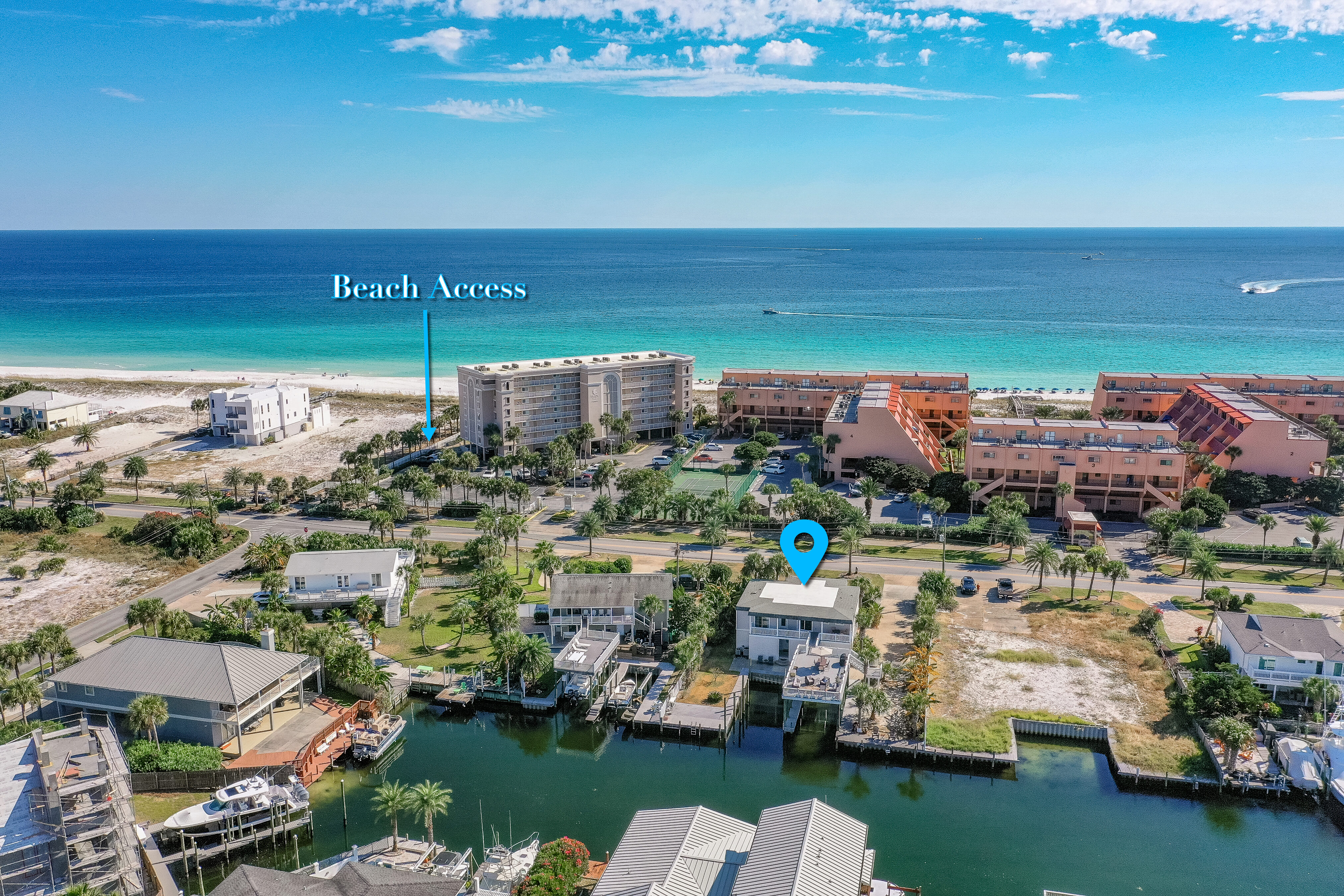 Yellowfin Boat House w/3 Boat Slips _0