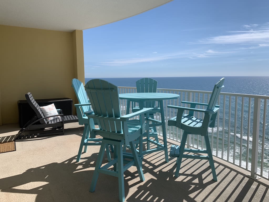 No better place to watch for dolphins or stingrays.