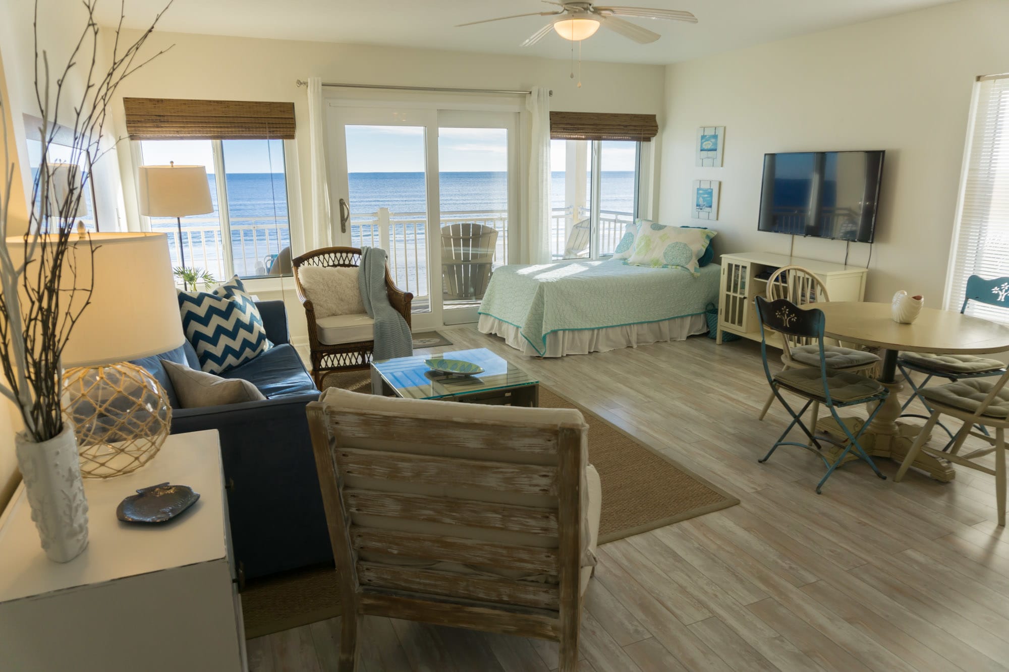 Open concept, updated beautiful unit.