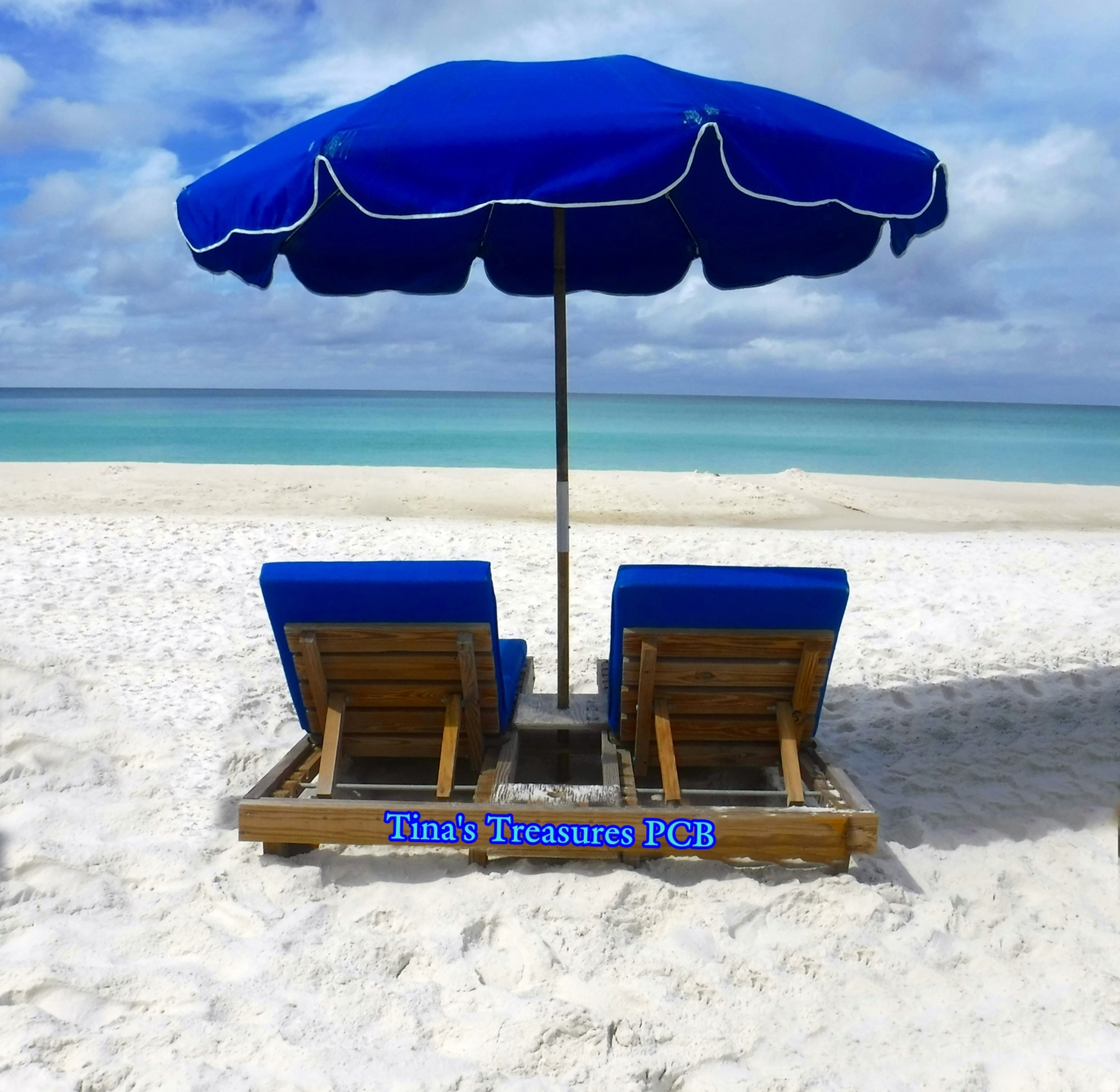 Beach service ($260 weekly value free to our renters) 2 padded chairs &amp; umbrella