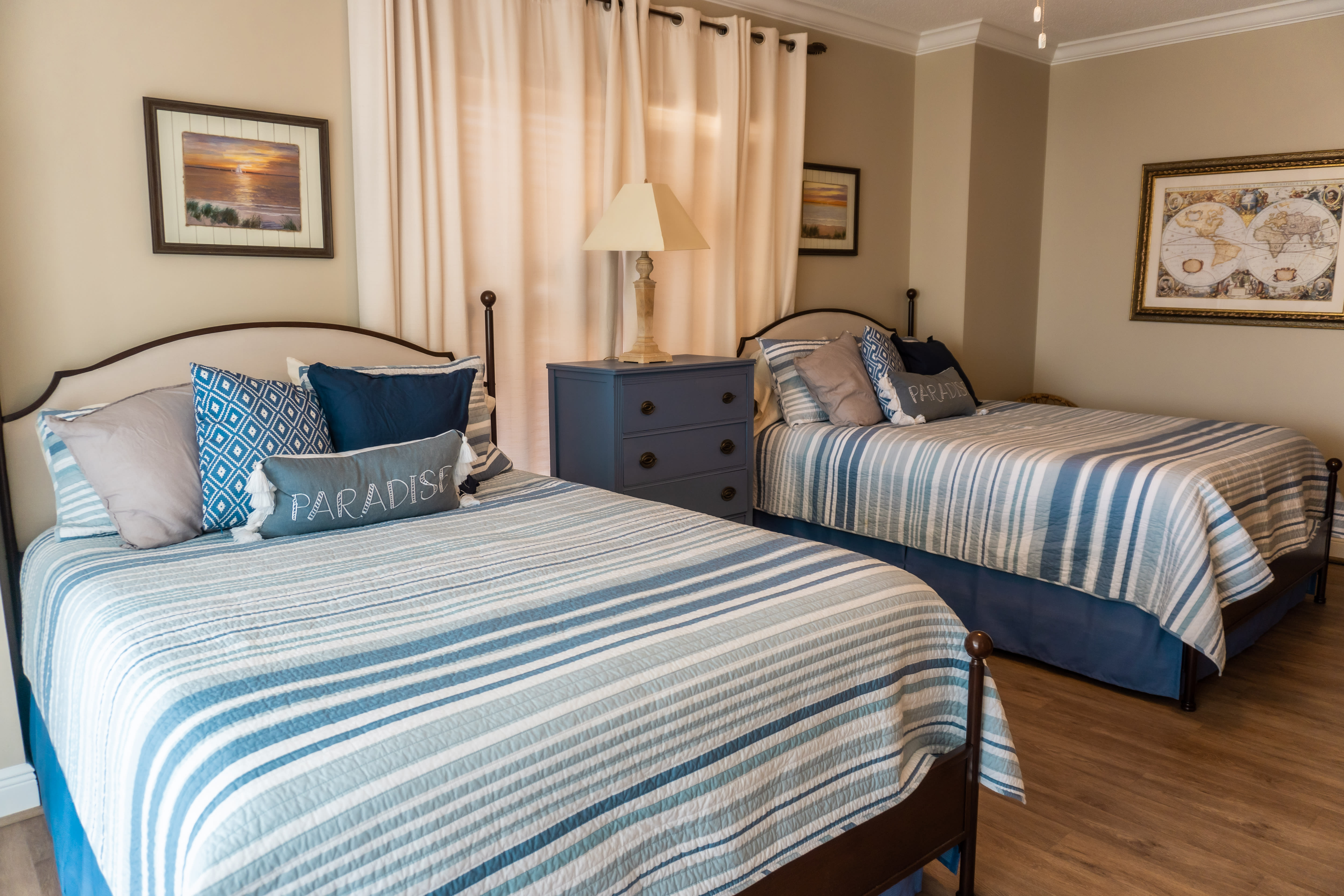 Bedroom 2 Queen Size Beds