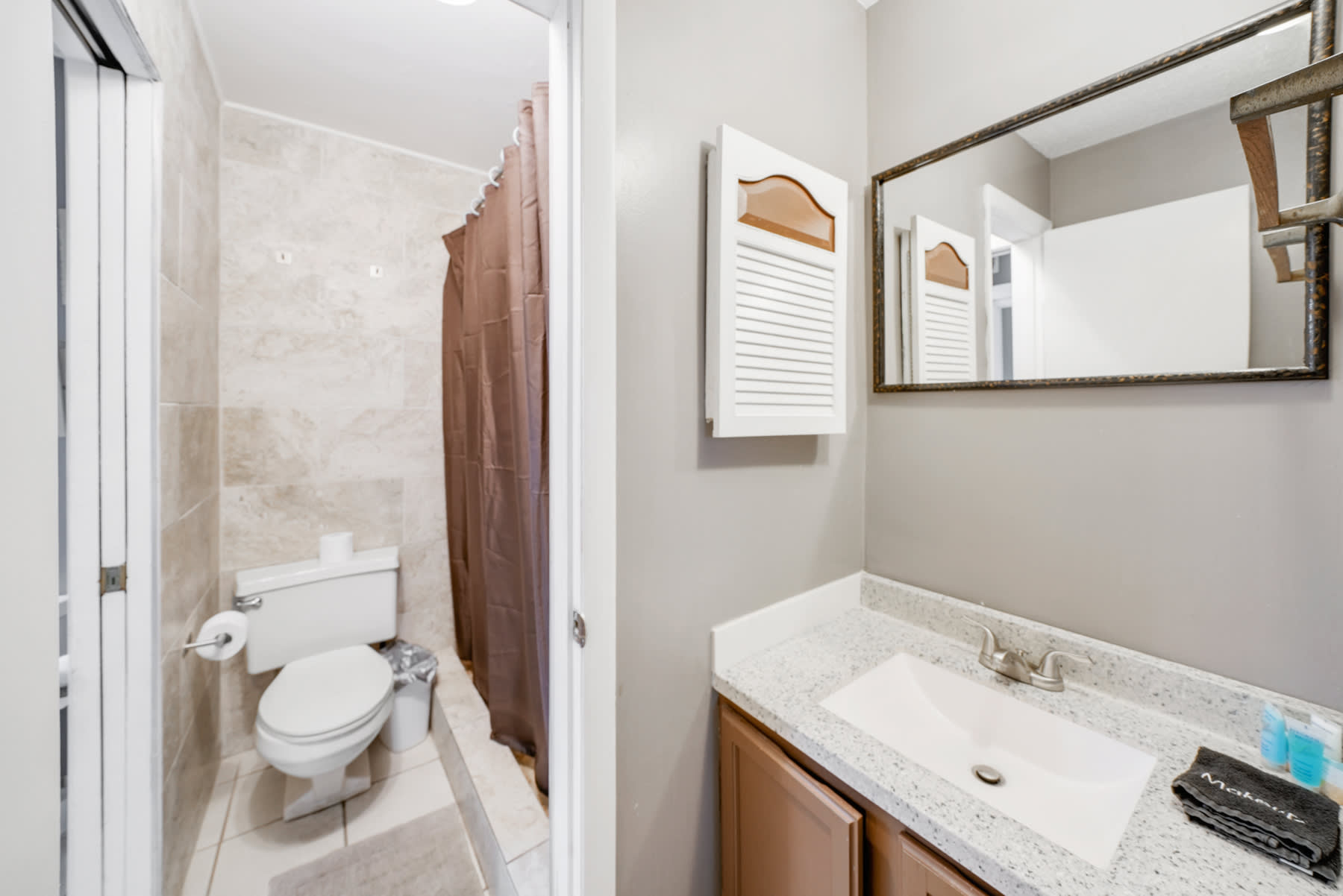 1.5 baths for your convenience