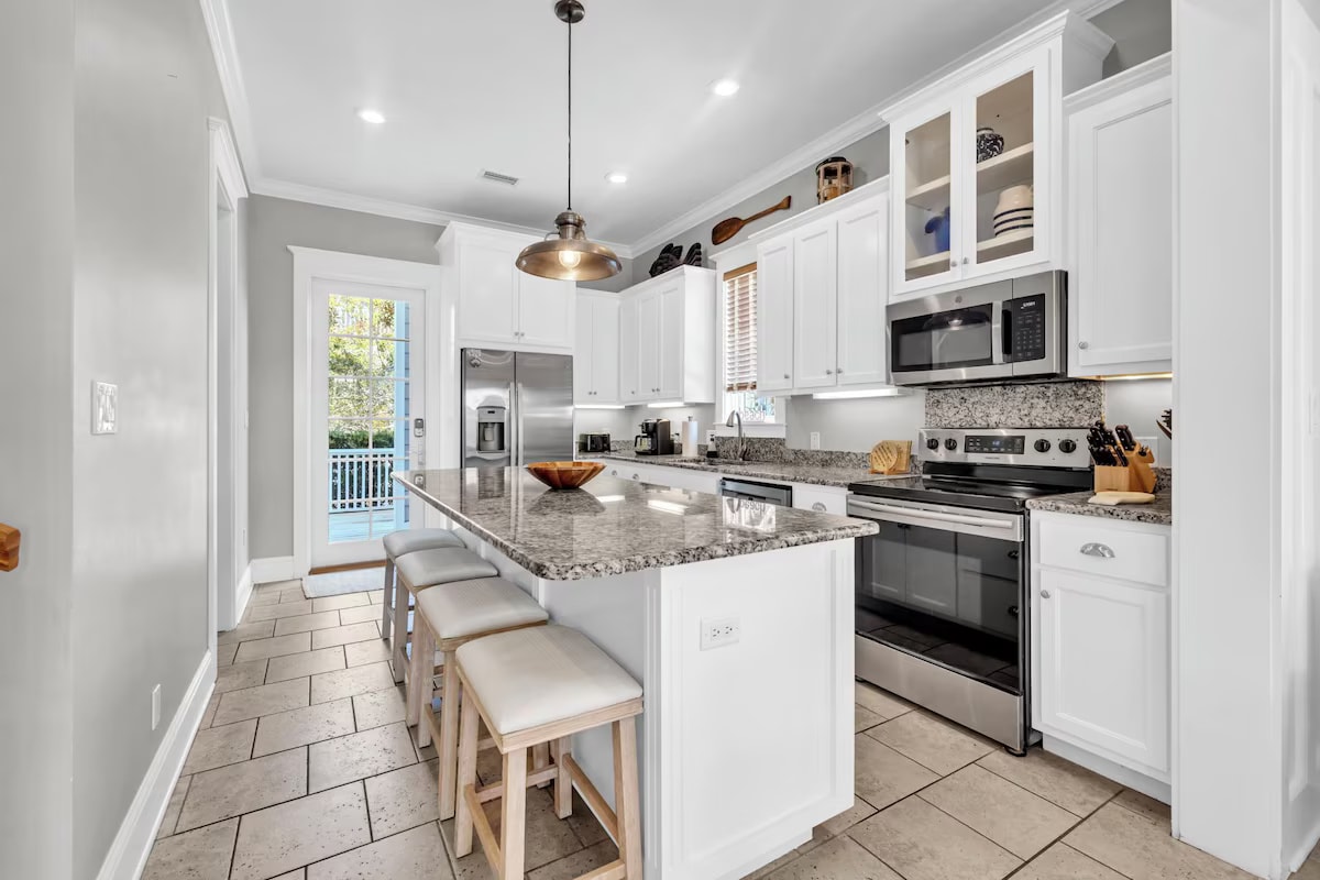 Kitchen with all the accessories