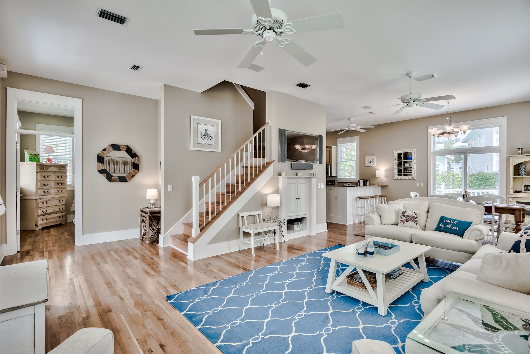 Very open floor plan