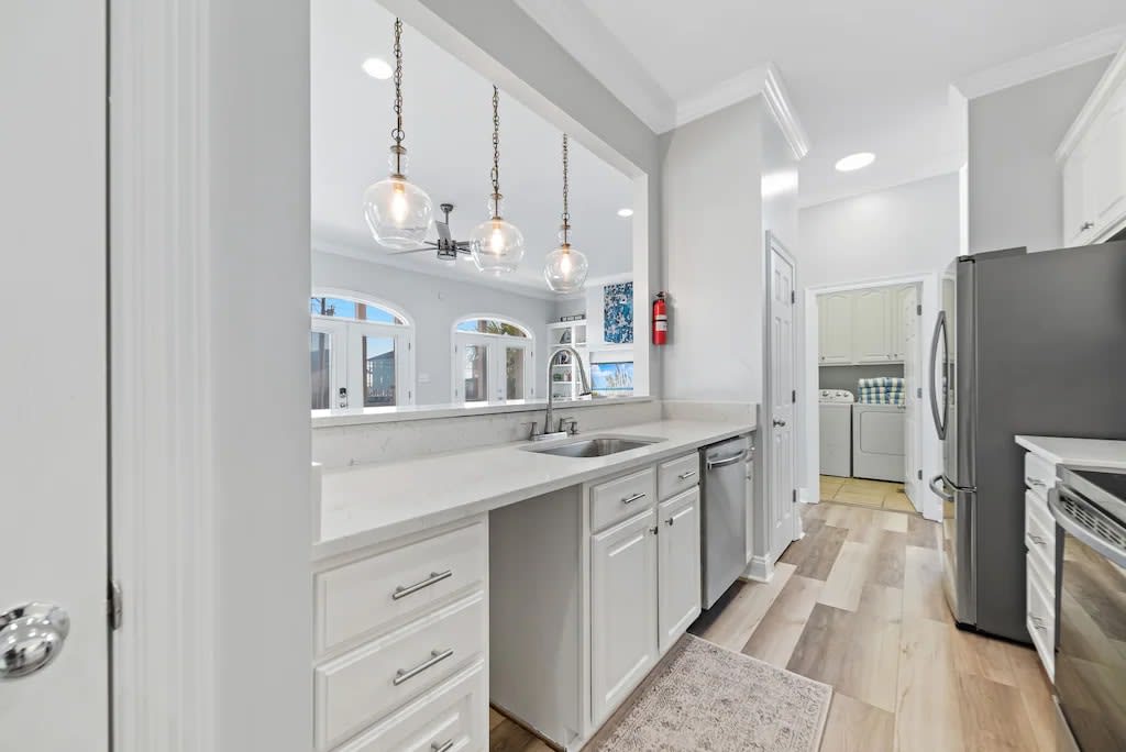 Dressing and Shower area for Bedroom 4