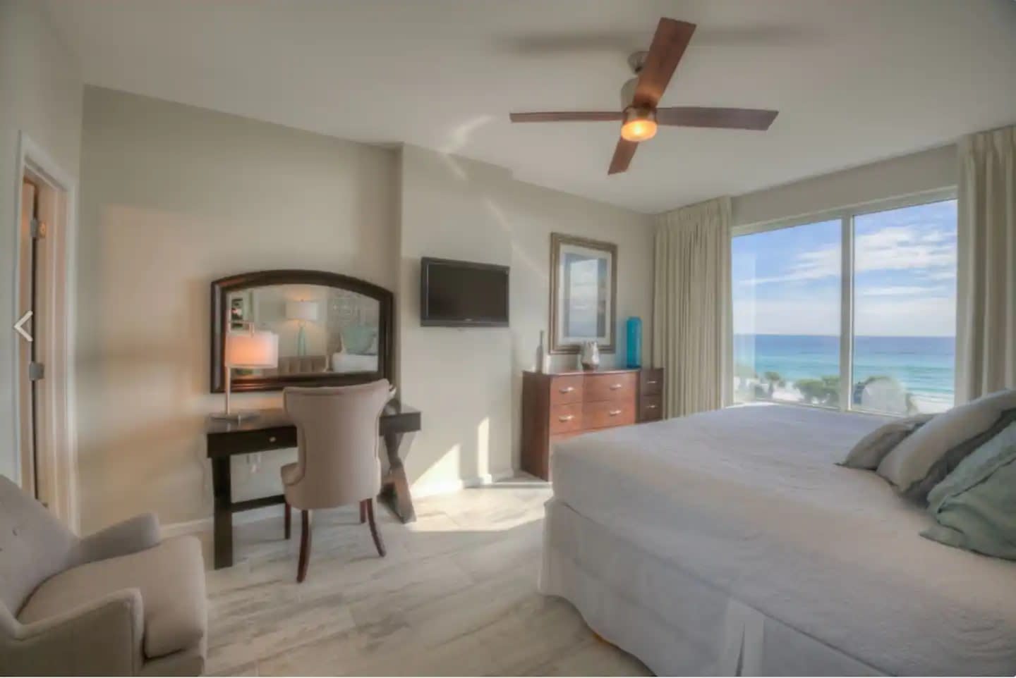 Master Bedroom with modern finishes