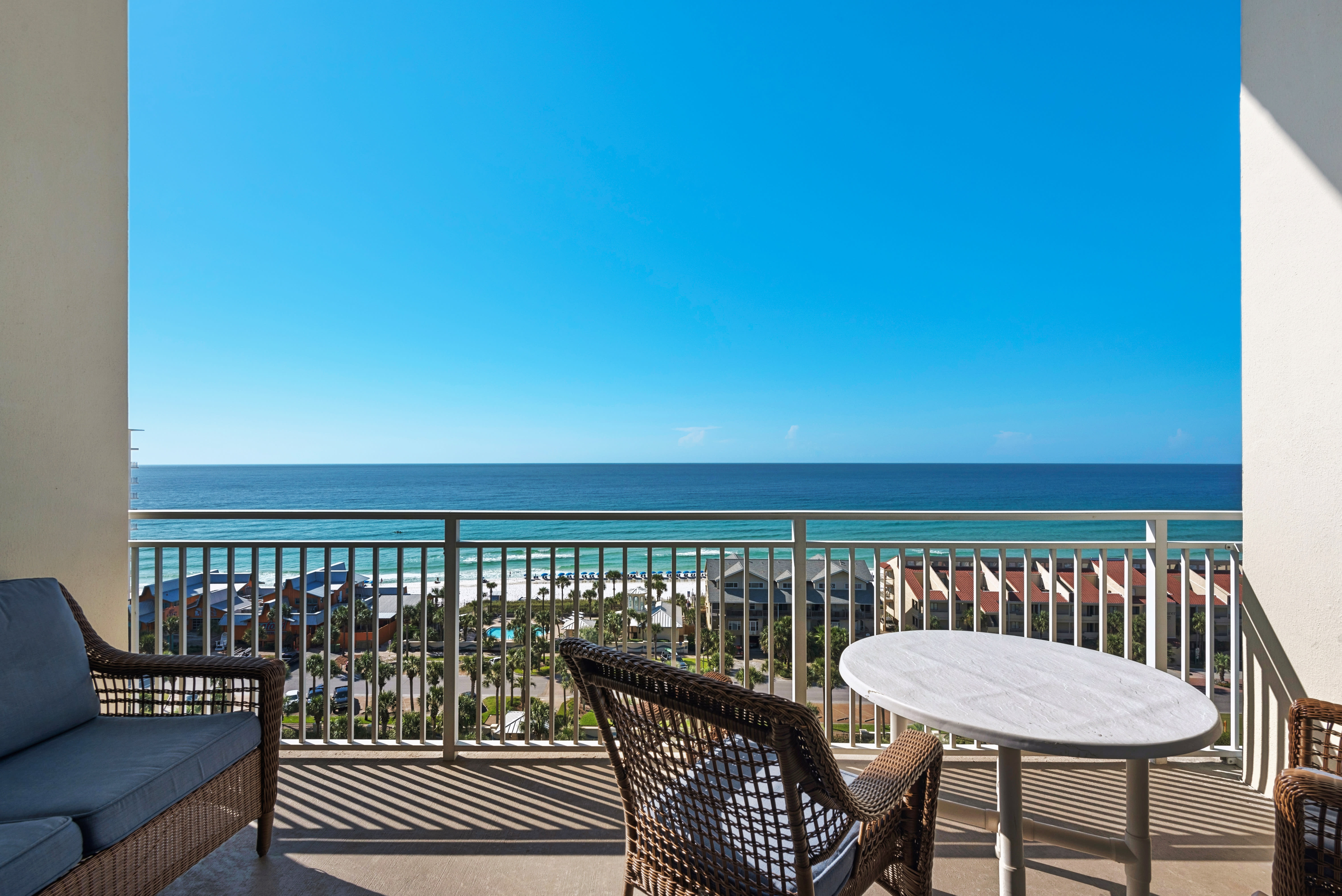 Balcony with amazing views!