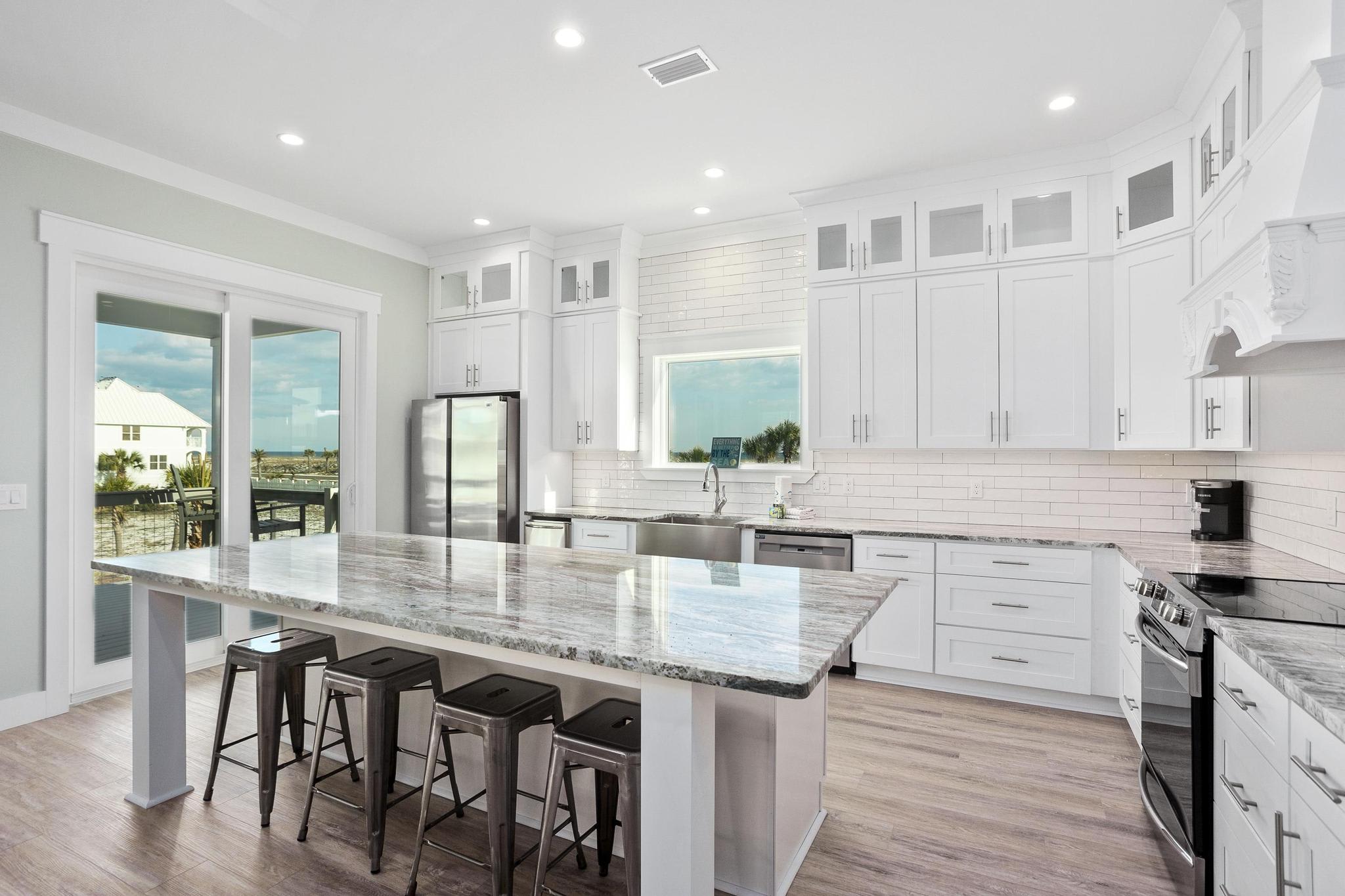 Spacious, upscale kitchen