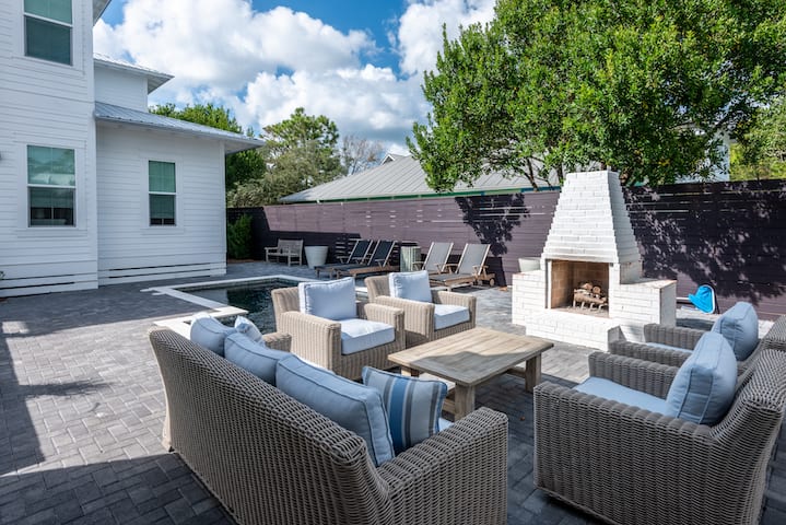 Spacious Outdoor Area Perfect for Entertaining