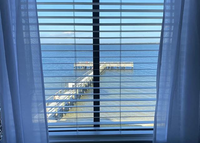 Home Decor, Curtain, Window Shade, Window, Cushion