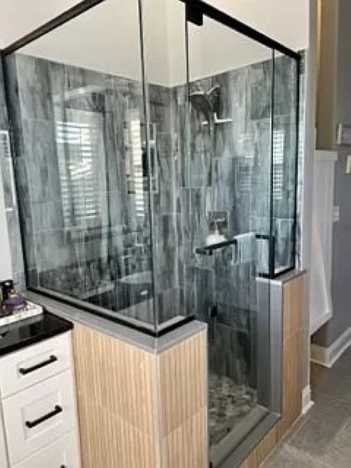 Primary Bedroom En Suite Bathroom