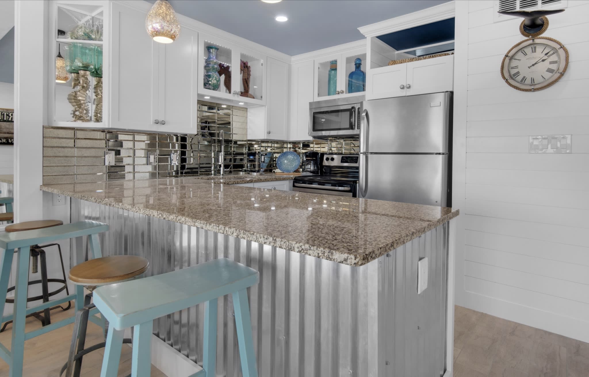 Spectacular kitchen with stainless appliances 
