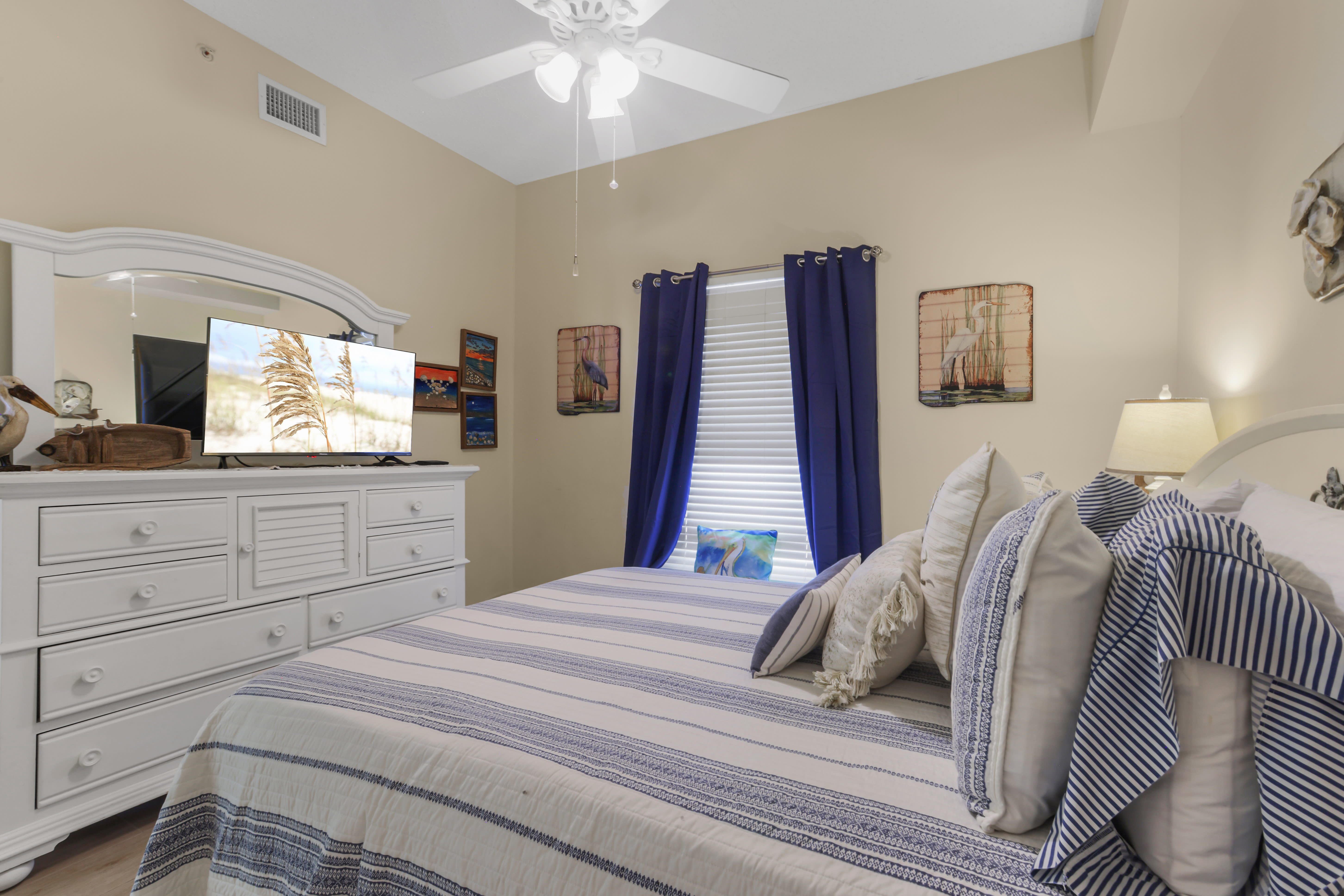 Guest bedroom with 1 closet and access to guest bathroom