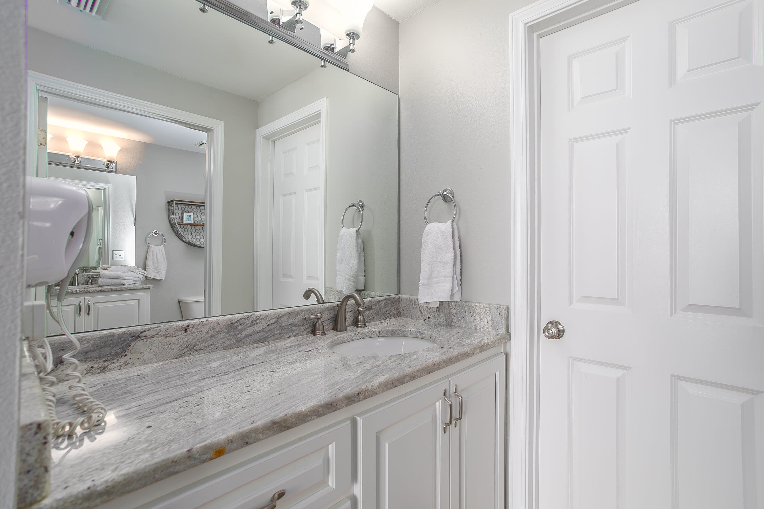Master Bedroom Vanity/Dressing Area