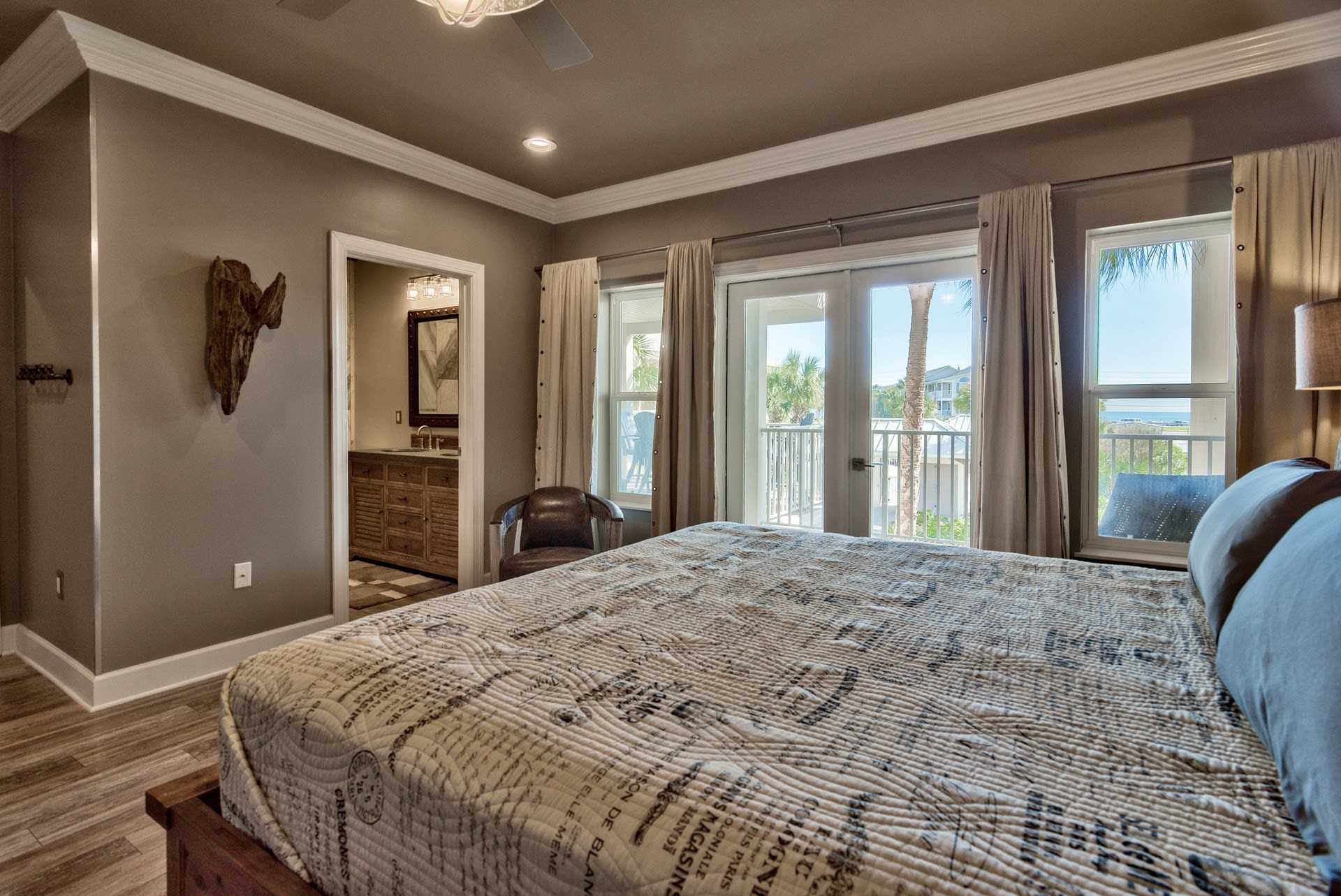 2nd Master King Bedroom with gulf and pool views, balcony access