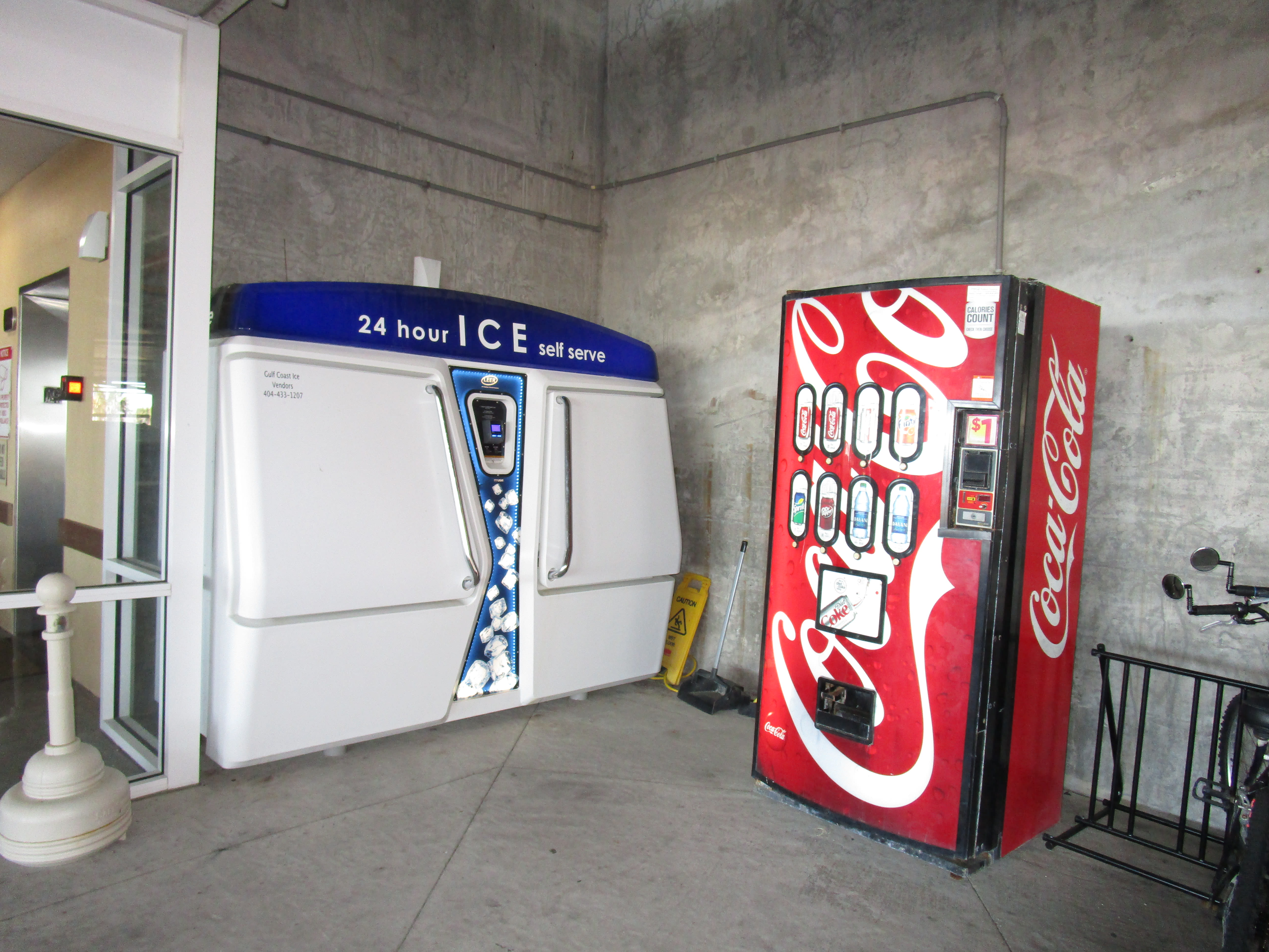 Ice machine, Coke machine, Ice Cream machine 