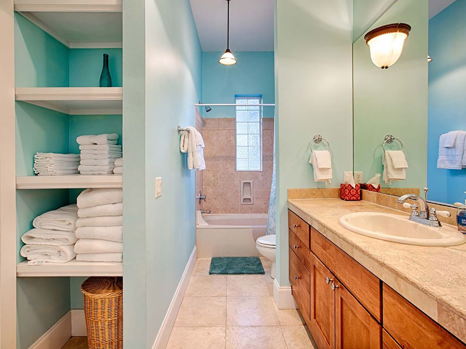 Bathroom Shared with Twin Bedroom and Bunk Room