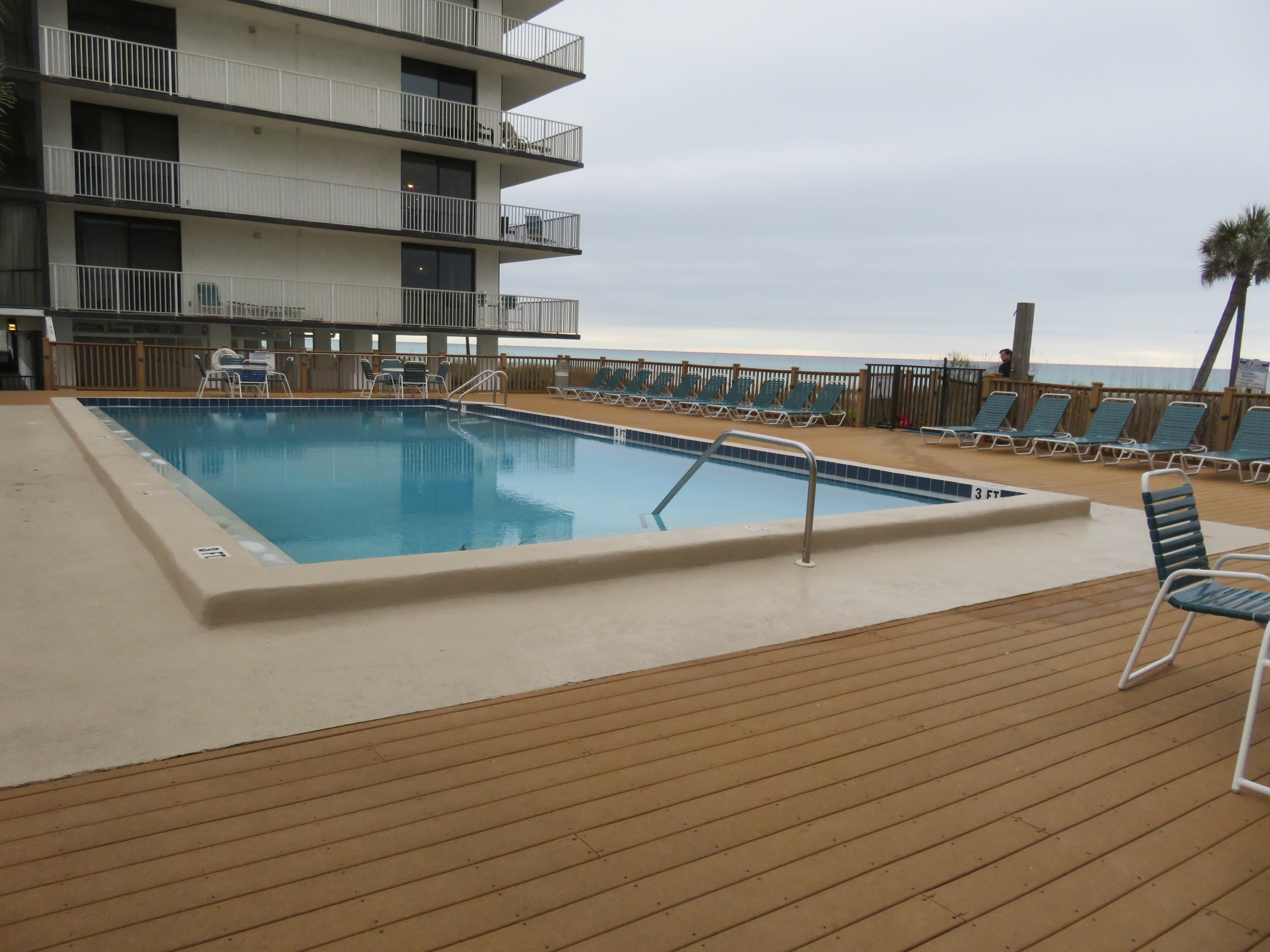 Pool right next to building, heated in winter