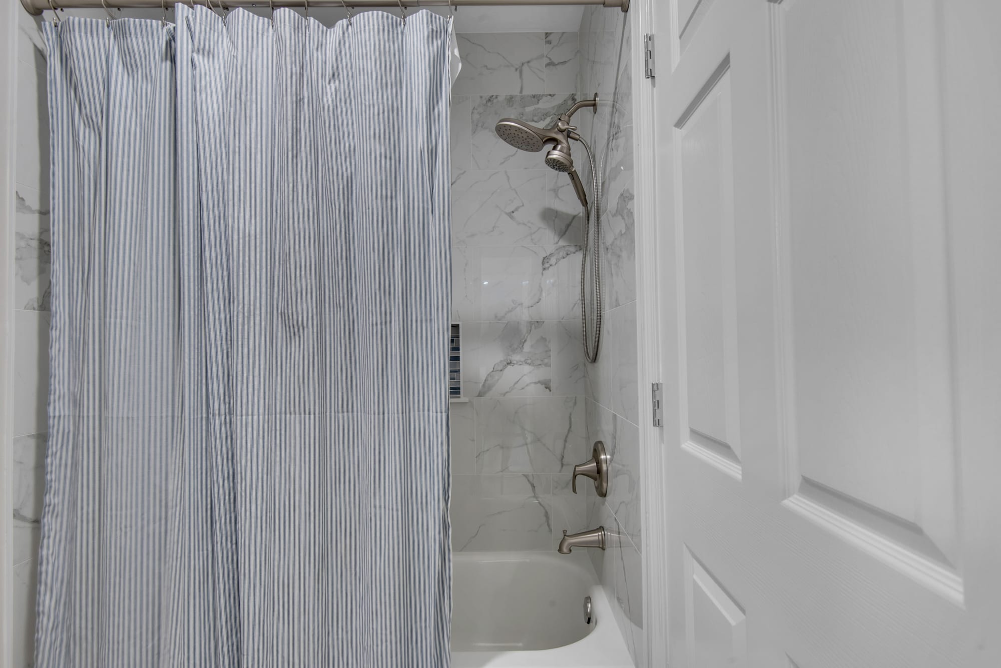 brand new tub/shower combo