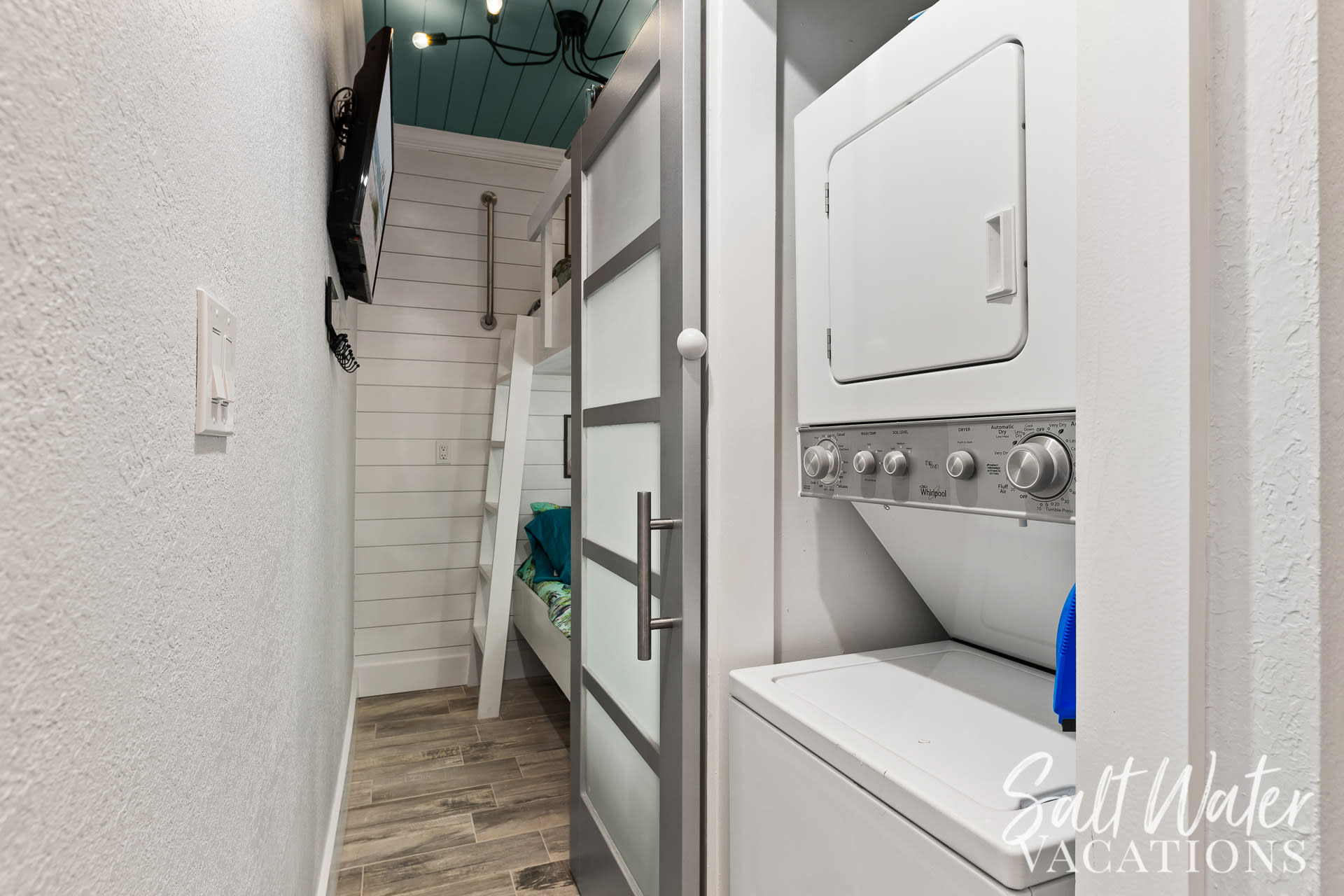 apartment size washer and dryer 