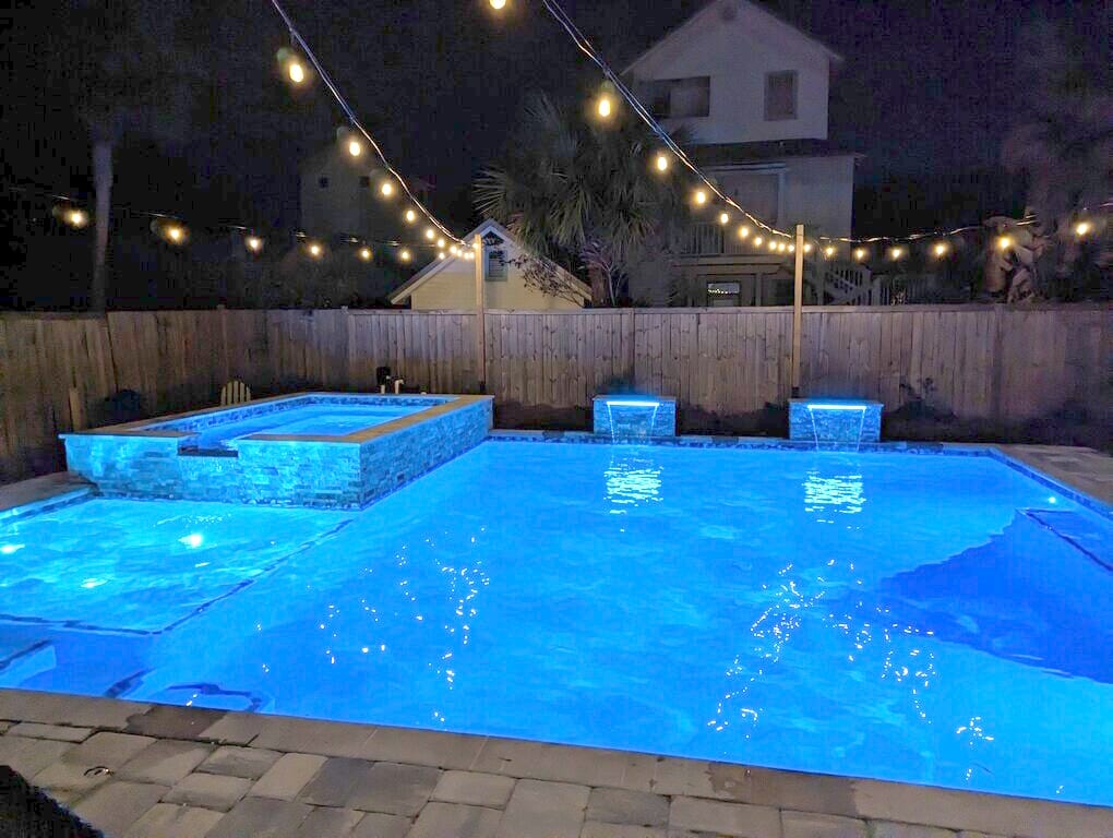 LED lights up the pool EVEN more, you will love it!