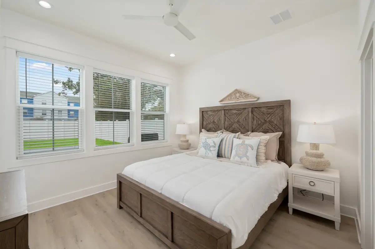 Iris-24 Bedroom 2. Pic 1. King with attached bath.