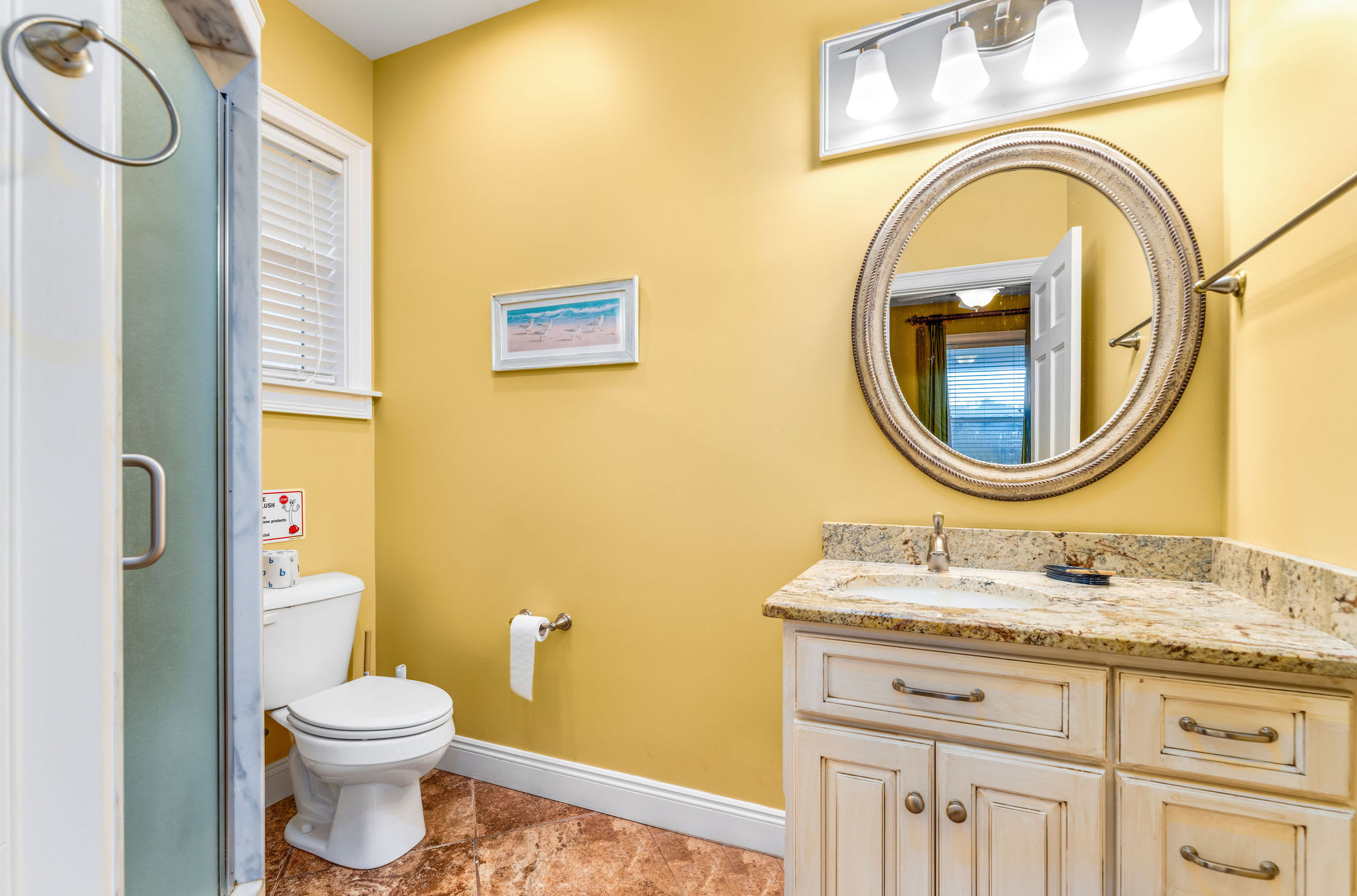 Queen Bathroom with Shower