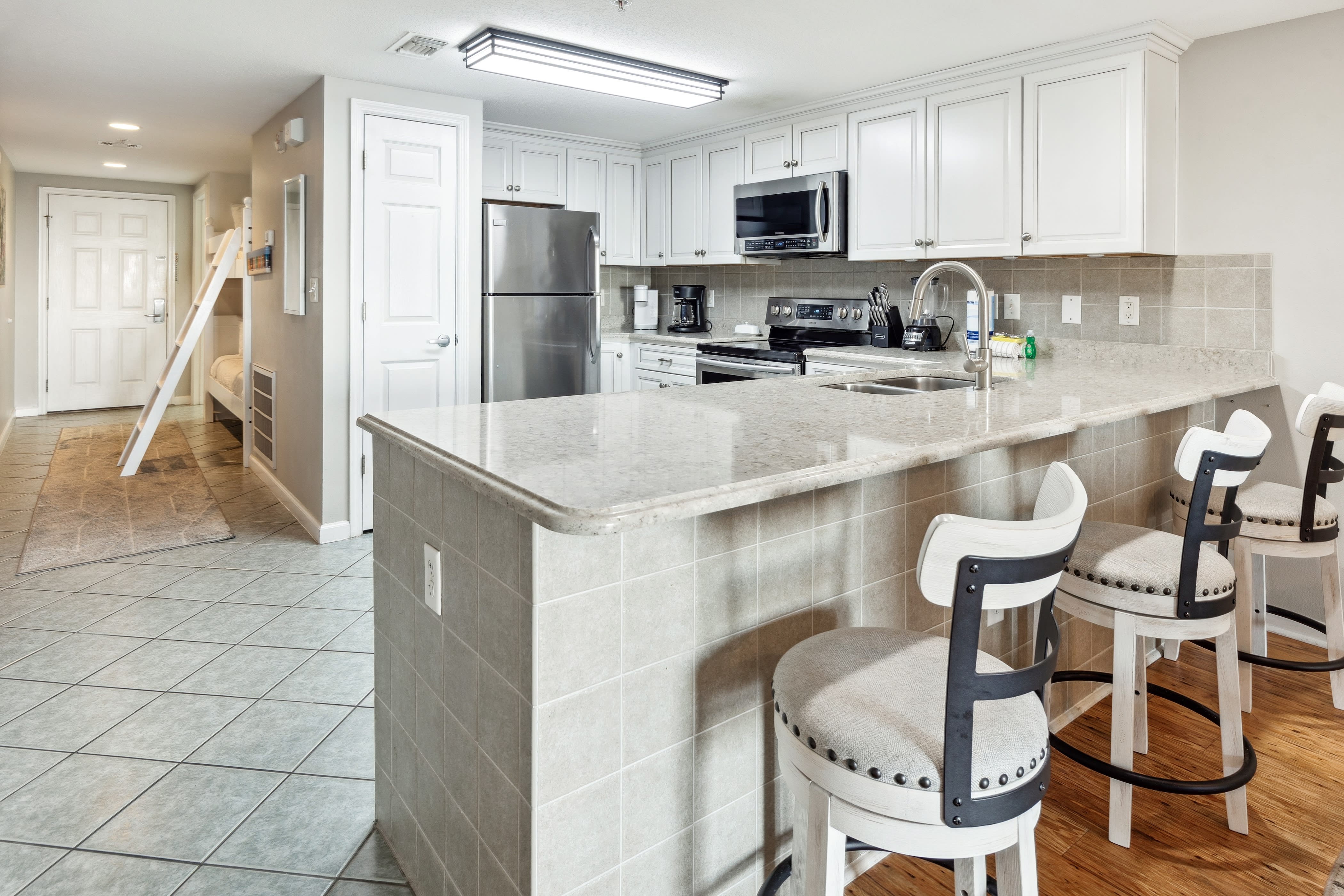 additional bar seating for 4