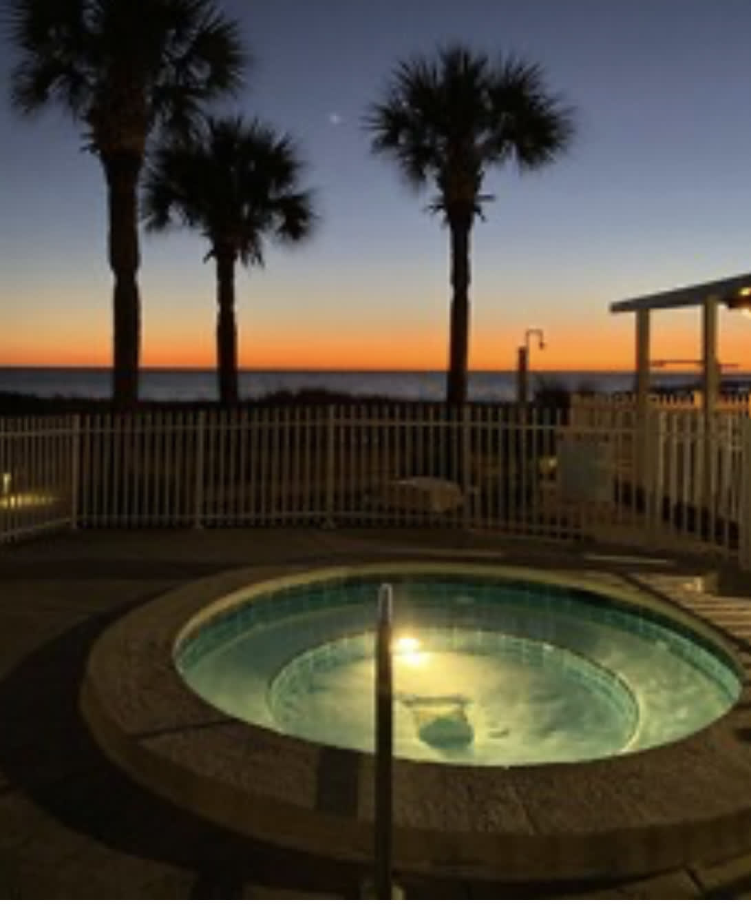 FIRST FLOOR FLIPS FLOPS IS JUST A FEW STEPS FROM THIS HOT TUB PARADISE!