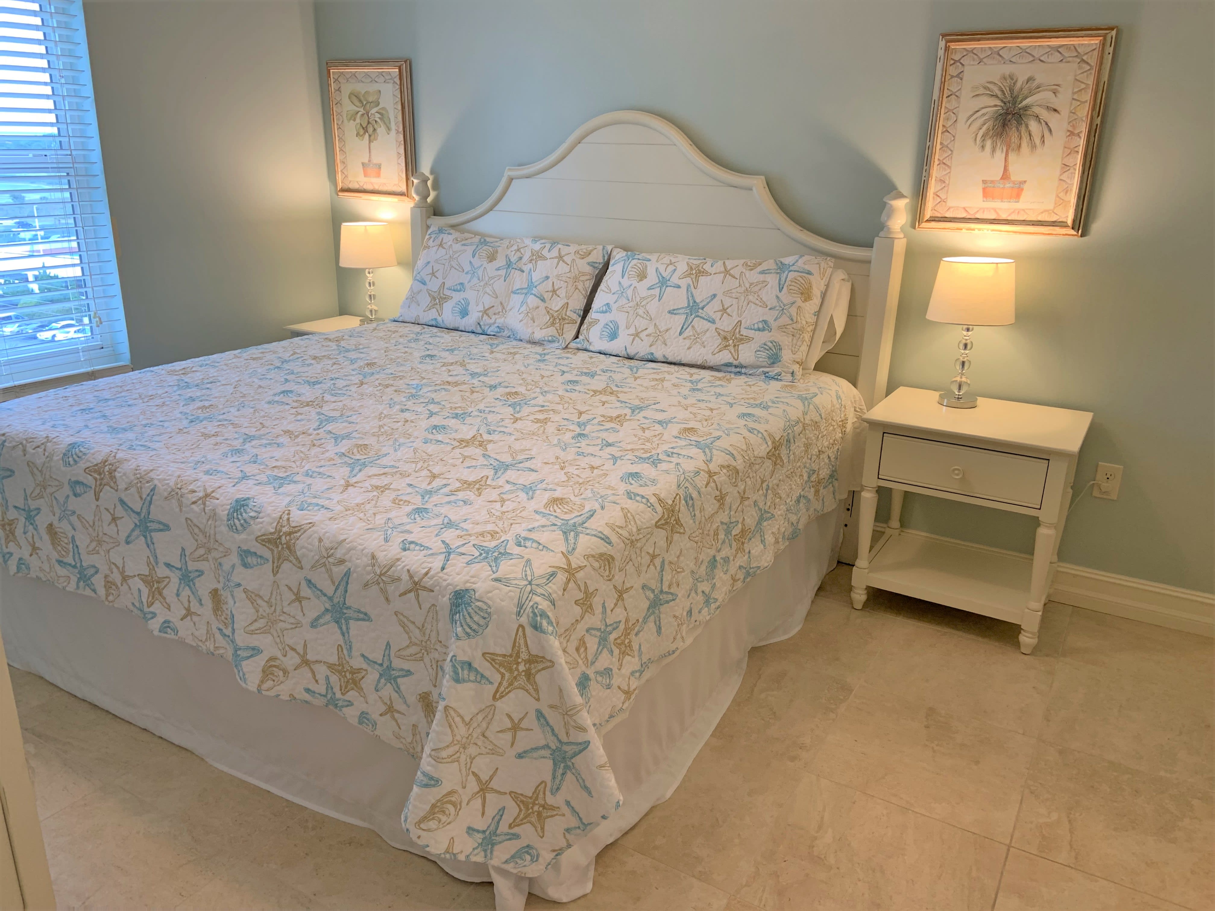 Bdrm 2 is a 2nd Master suite private bath, 14 in gel king mattress