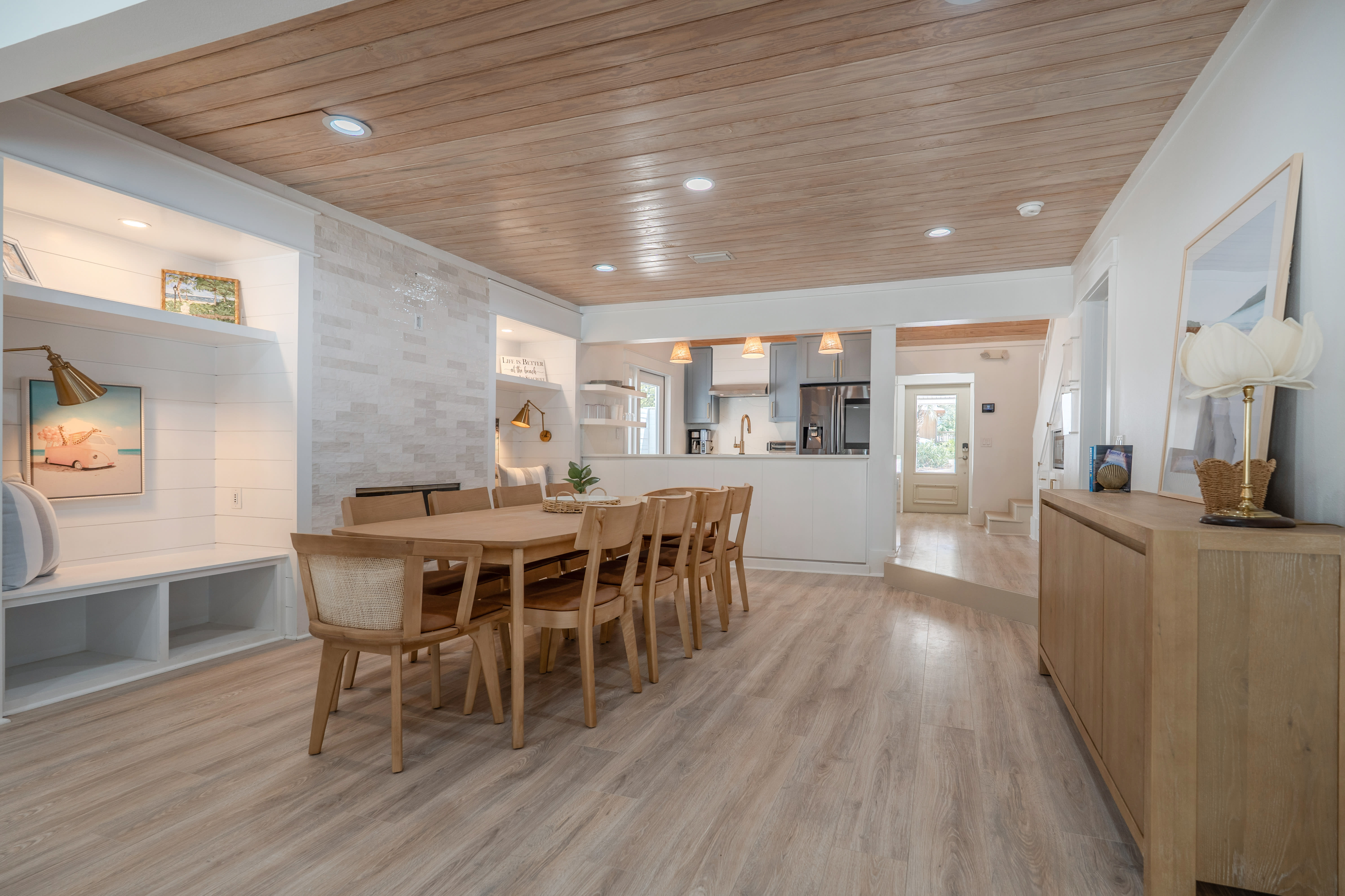 Open floor plan allows easy flow from kitchen, dining to patio and pool.