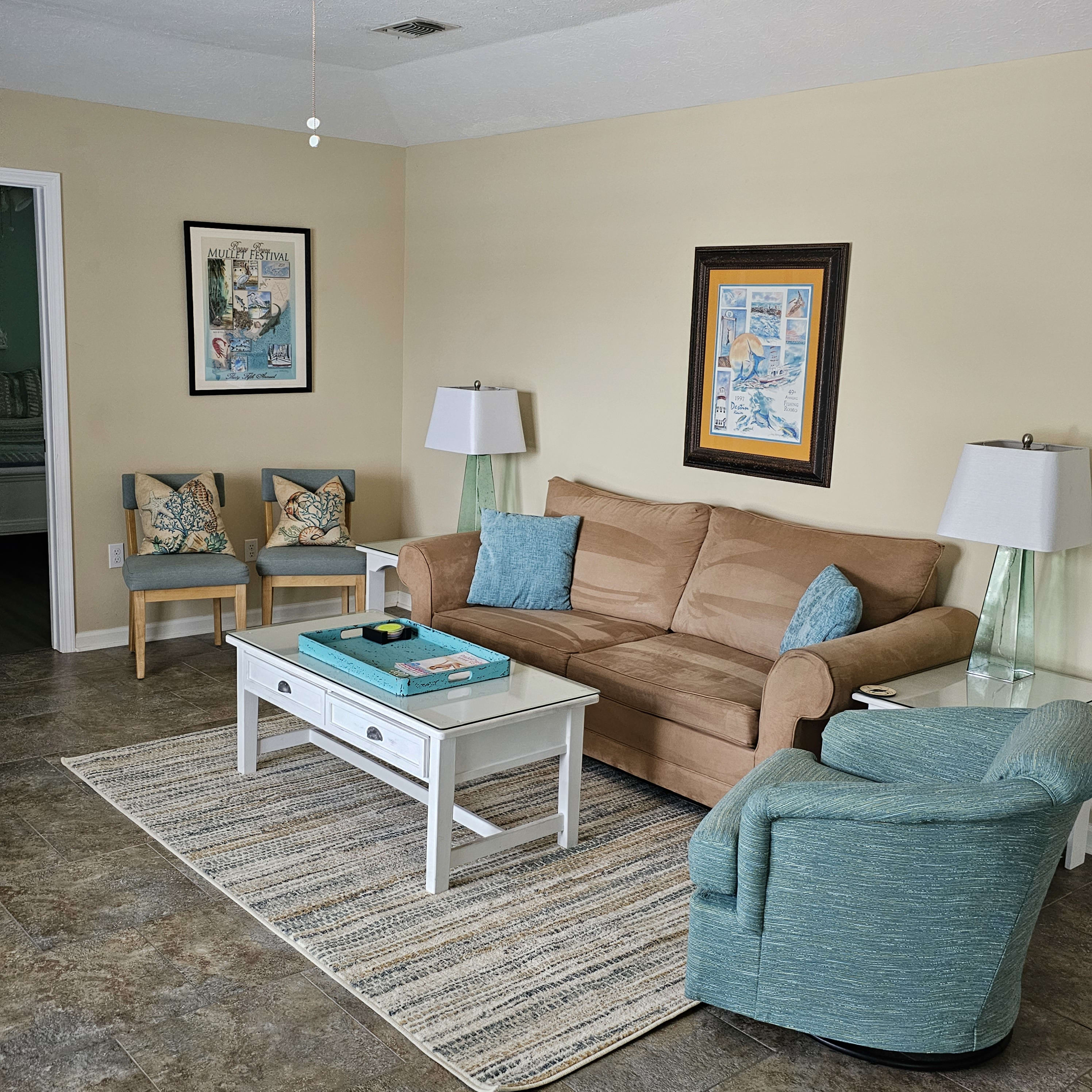 Queen sleeper sofa in the livingroom