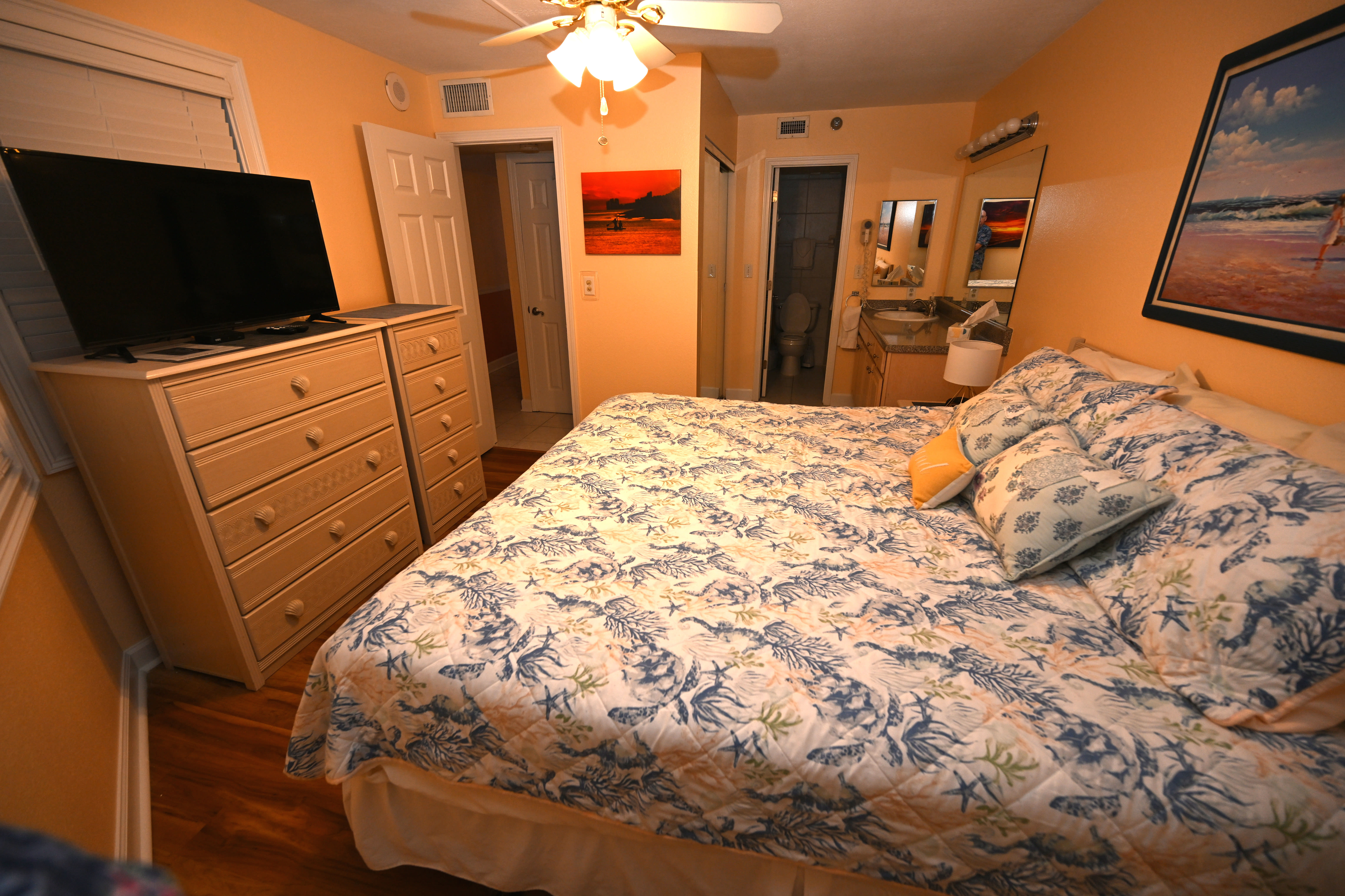 View of bedroom / bathroom / closet Perdido Sun Condo 906