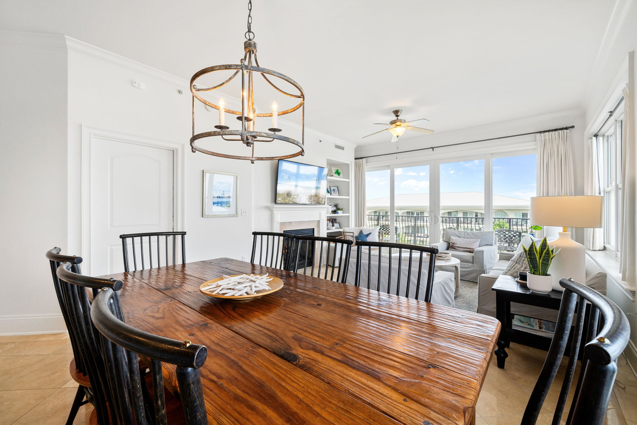 Adagio D405 Premium Top FL Corner Poolside! _4