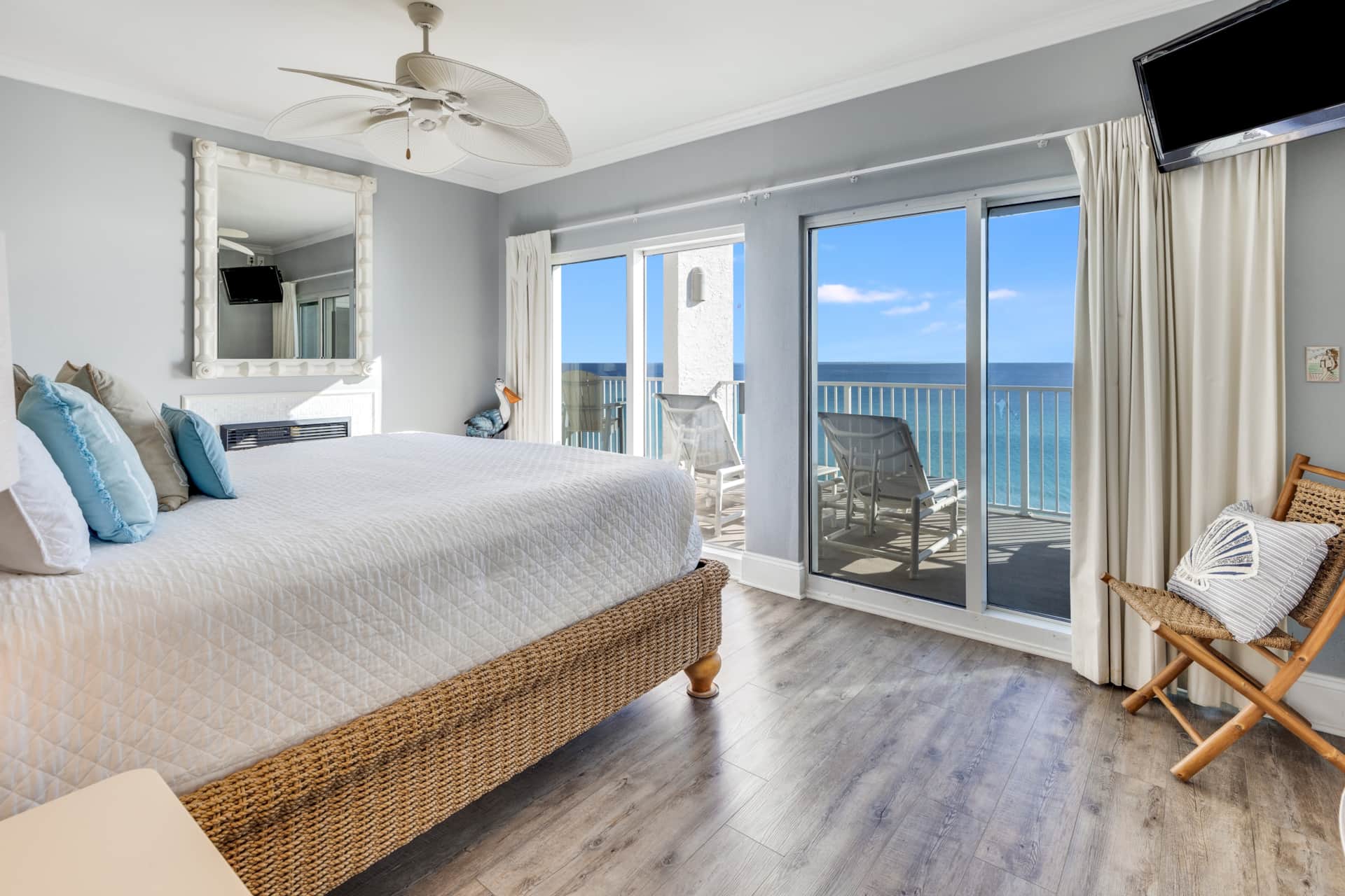 king master suite with a view!