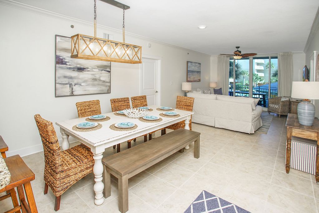 Kicthen Sitting Area