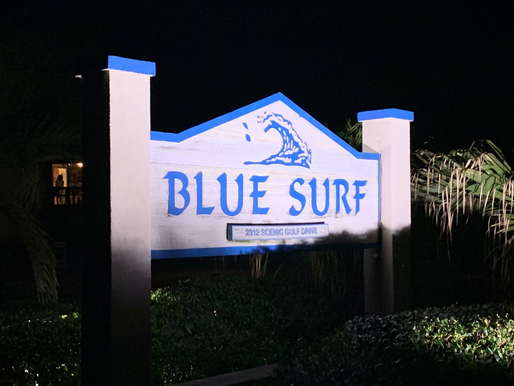 Evening at Blue Surf..... a time to enjoy the peace and quiet of vacation!