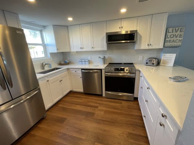 All New Kitchen. Frig. Gallery. Air Fry Oven. Quartz countertops and backsplash