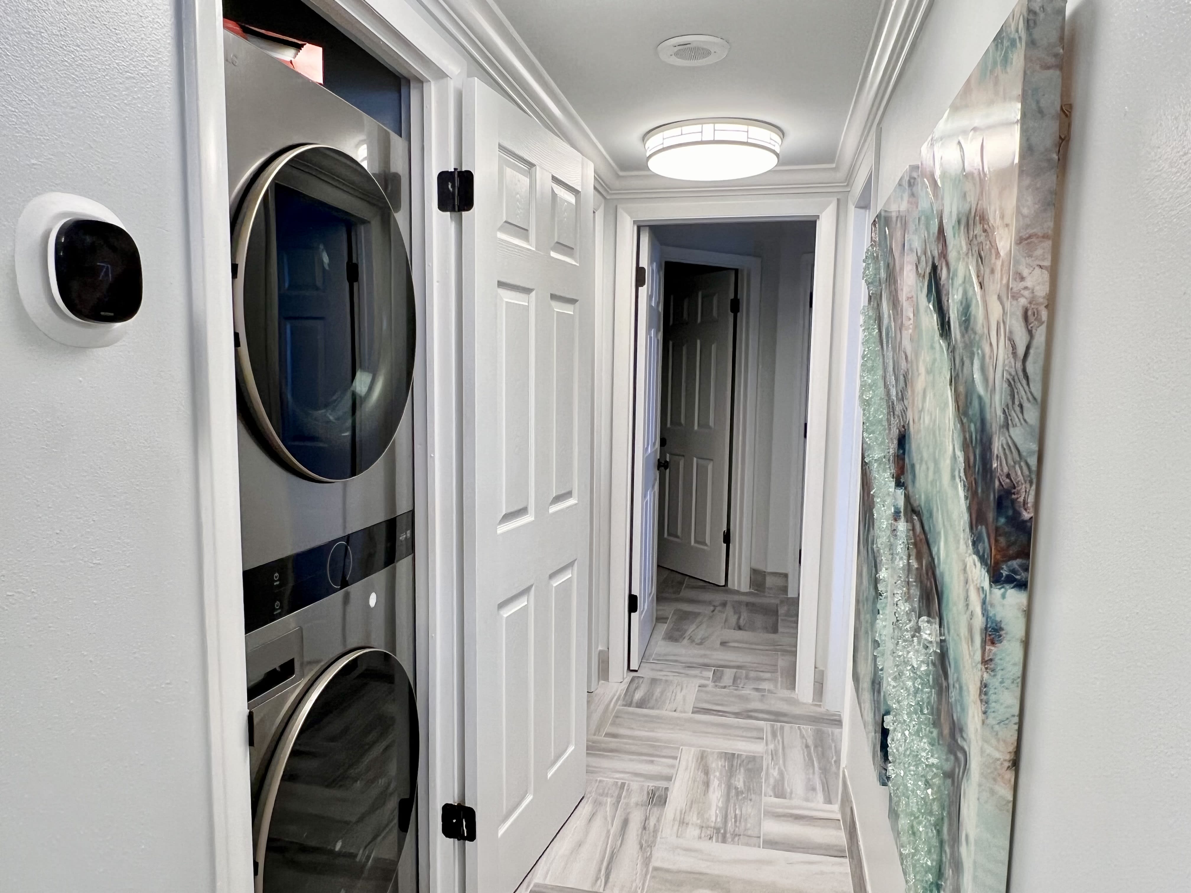 Brand new LG laundry center for guests' use