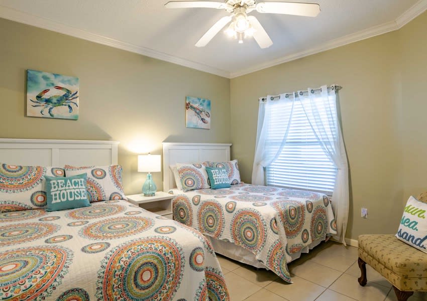 Second bedroom with 2 full size beds. 