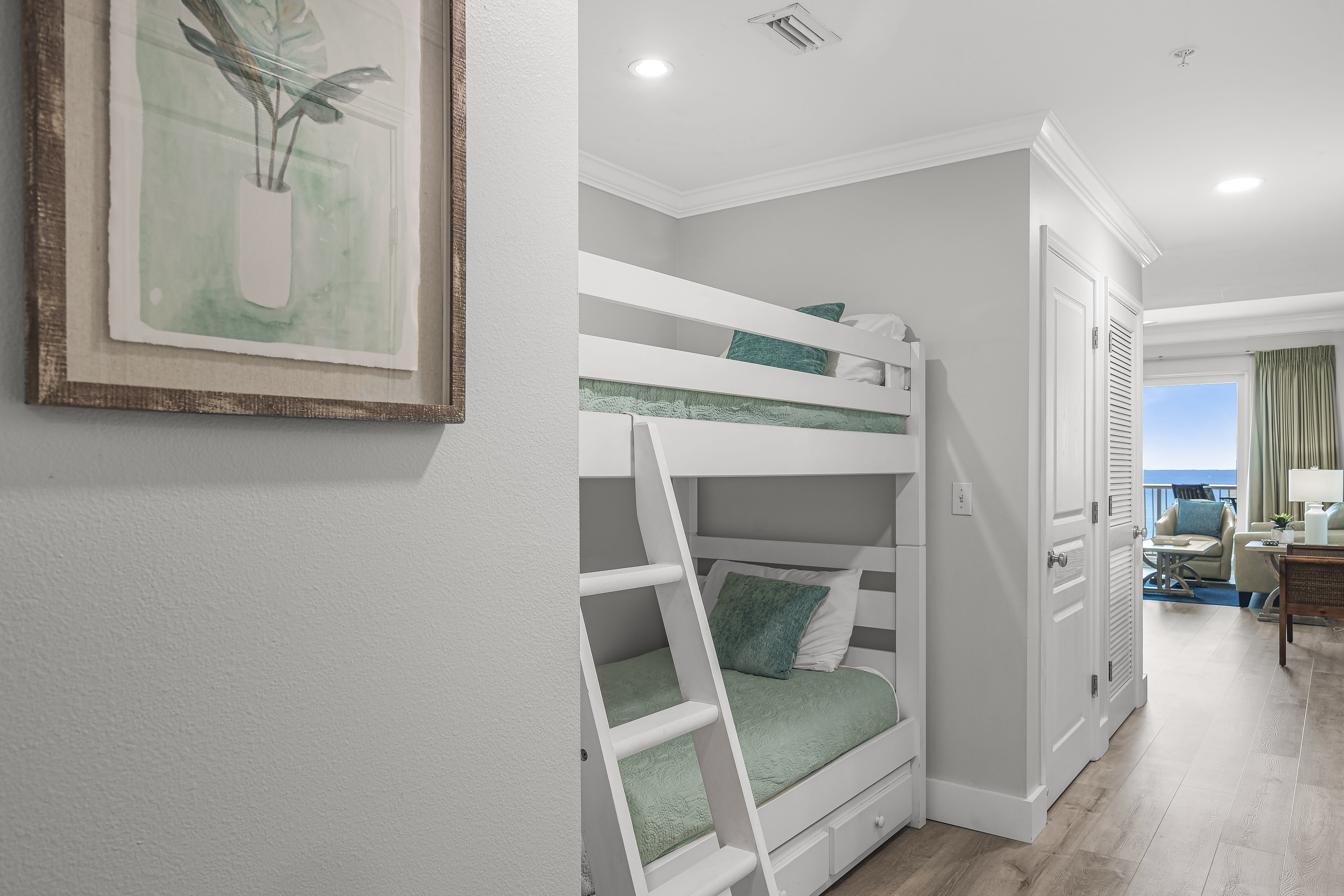 Beach Retreat 208 - Remodeled Ocean Front_15