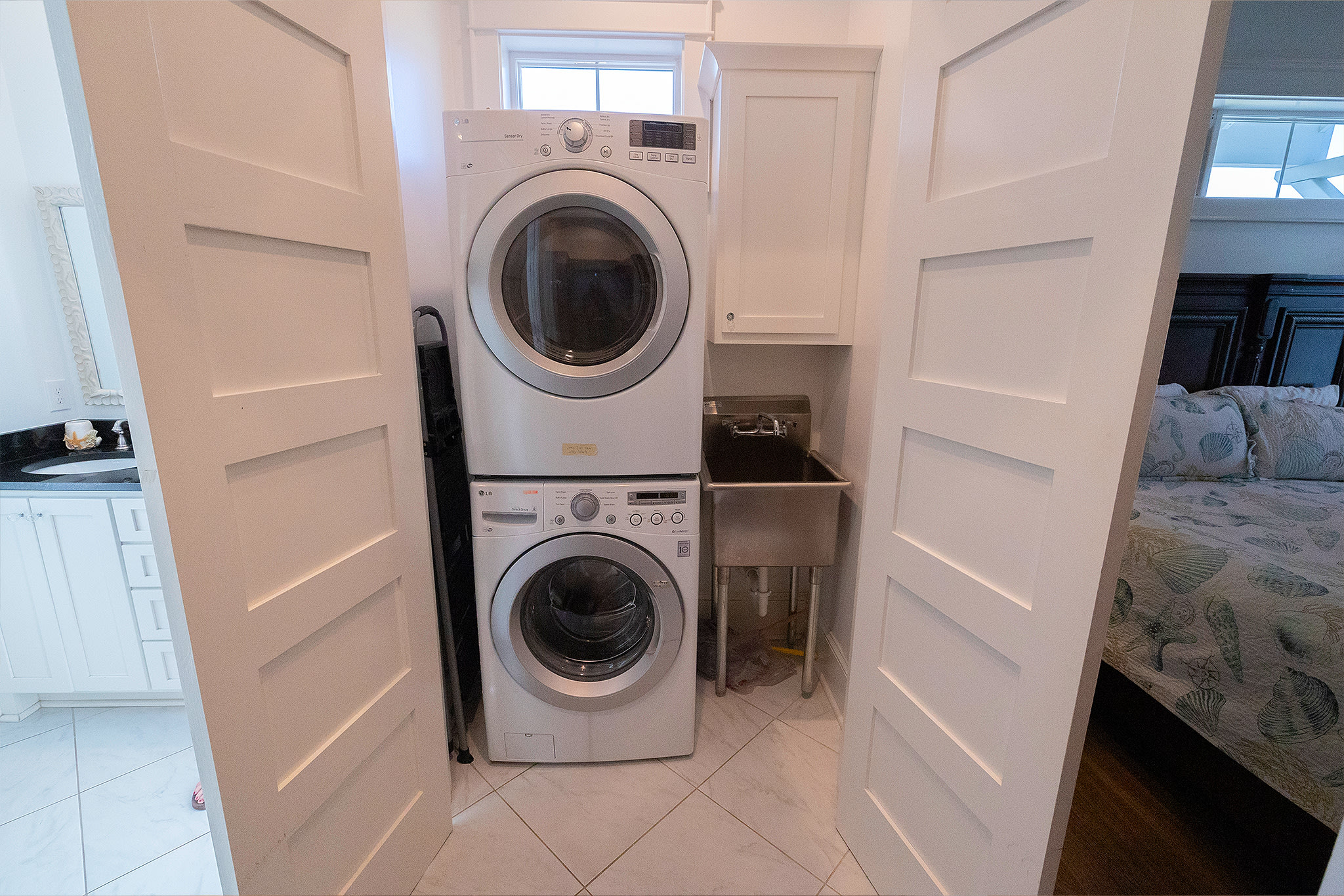 Cottages at Romar C3 Laundry Room