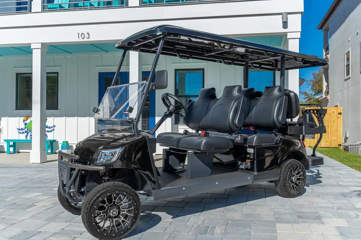 Mariner-6 No need to speed a fortune or waste your vacation time fussing with rentals. Mariner includes a 2024 6 seat golf cart, 2 paddleboards and 1 gas grill (propane included).