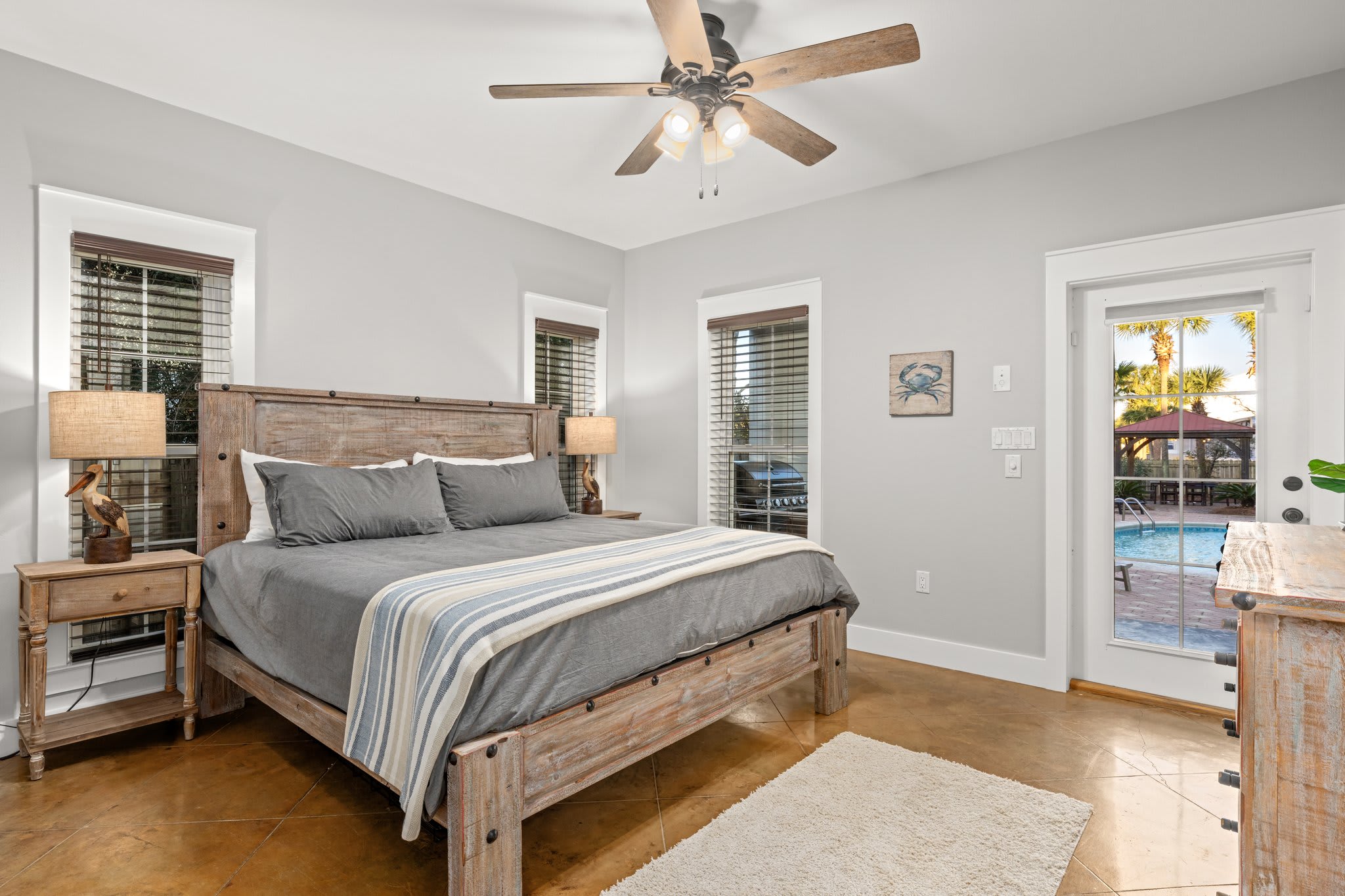 Main Floor King Bedroom w/ closet. Full Bathroom off bedroom