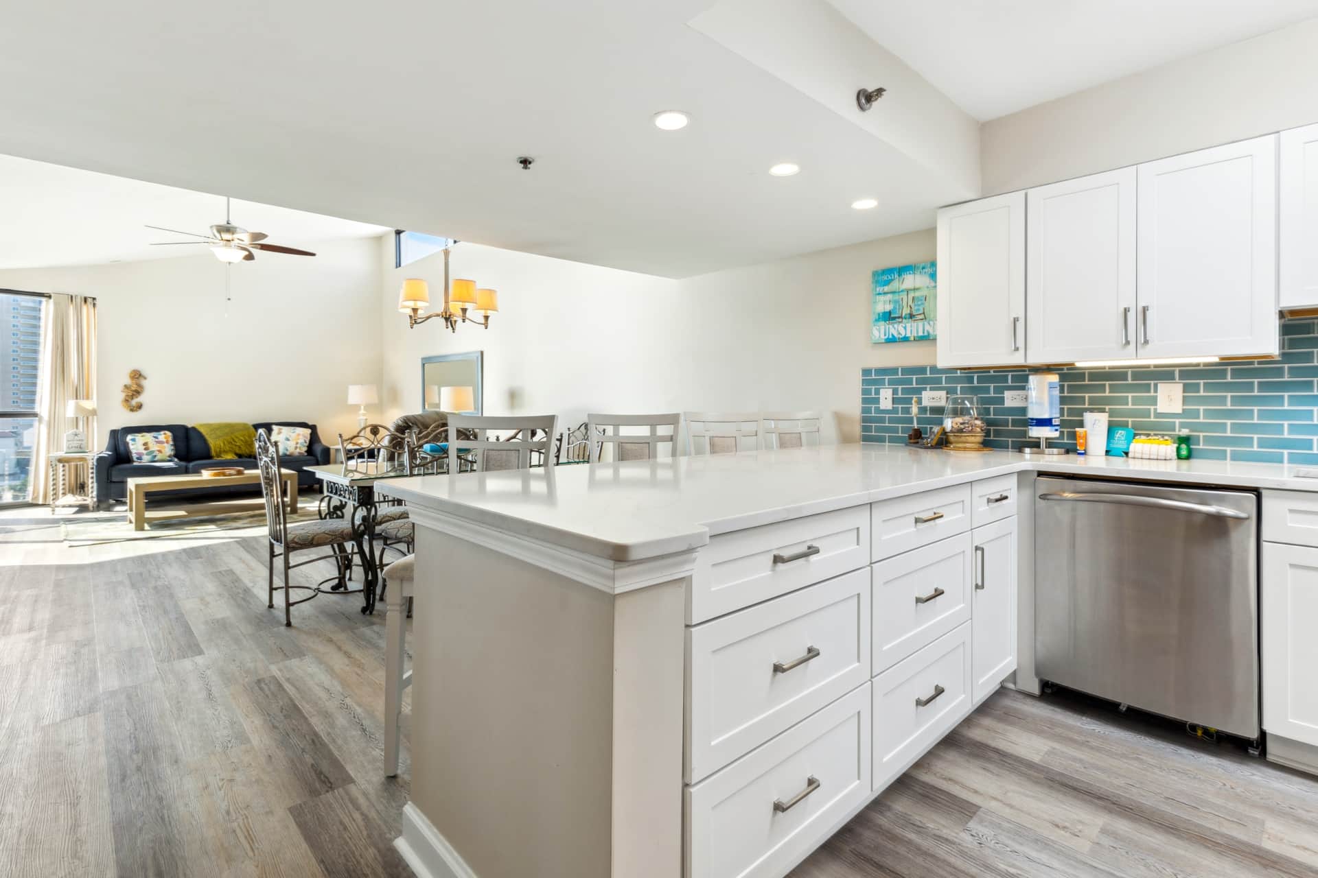 spacious, inviting floorplan!